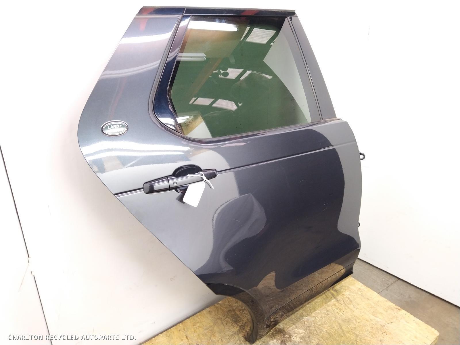 View Auto part R Rear Door LAND ROVER DISCOVERY 2019