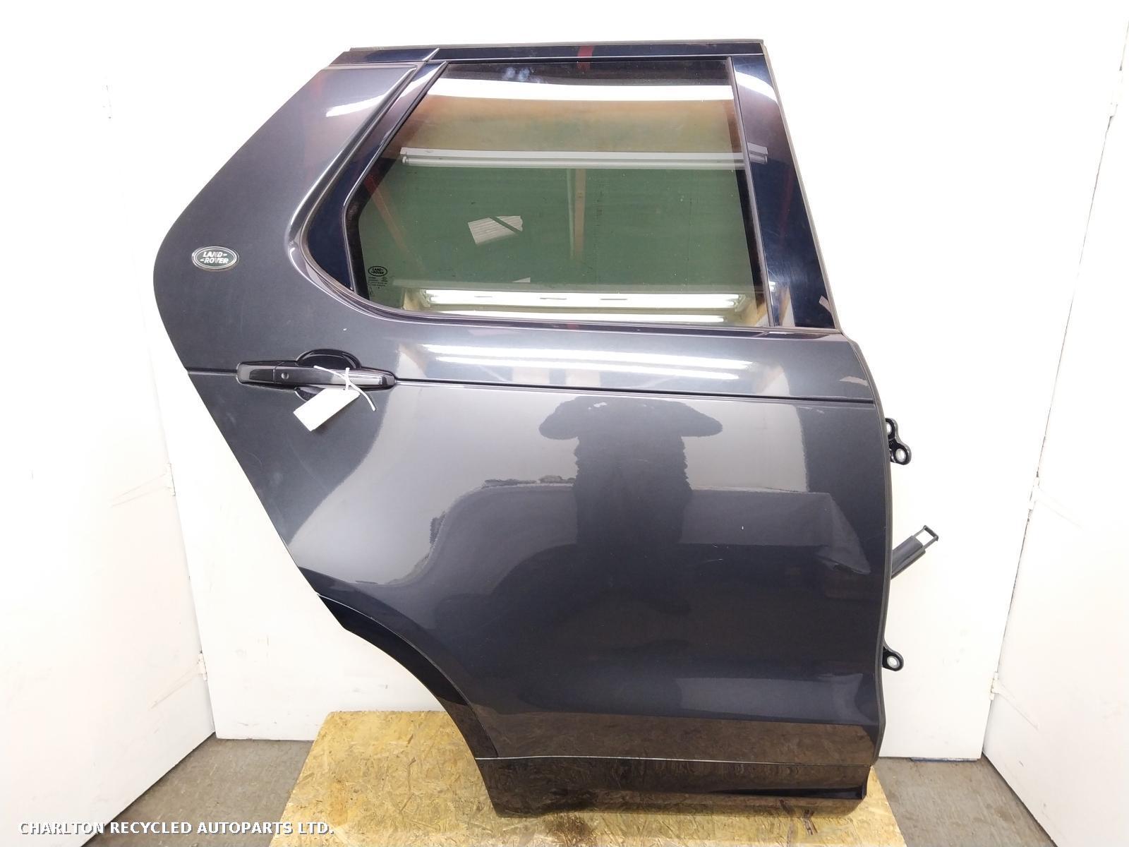 View Auto part R Rear Door LAND ROVER DISCOVERY 2019