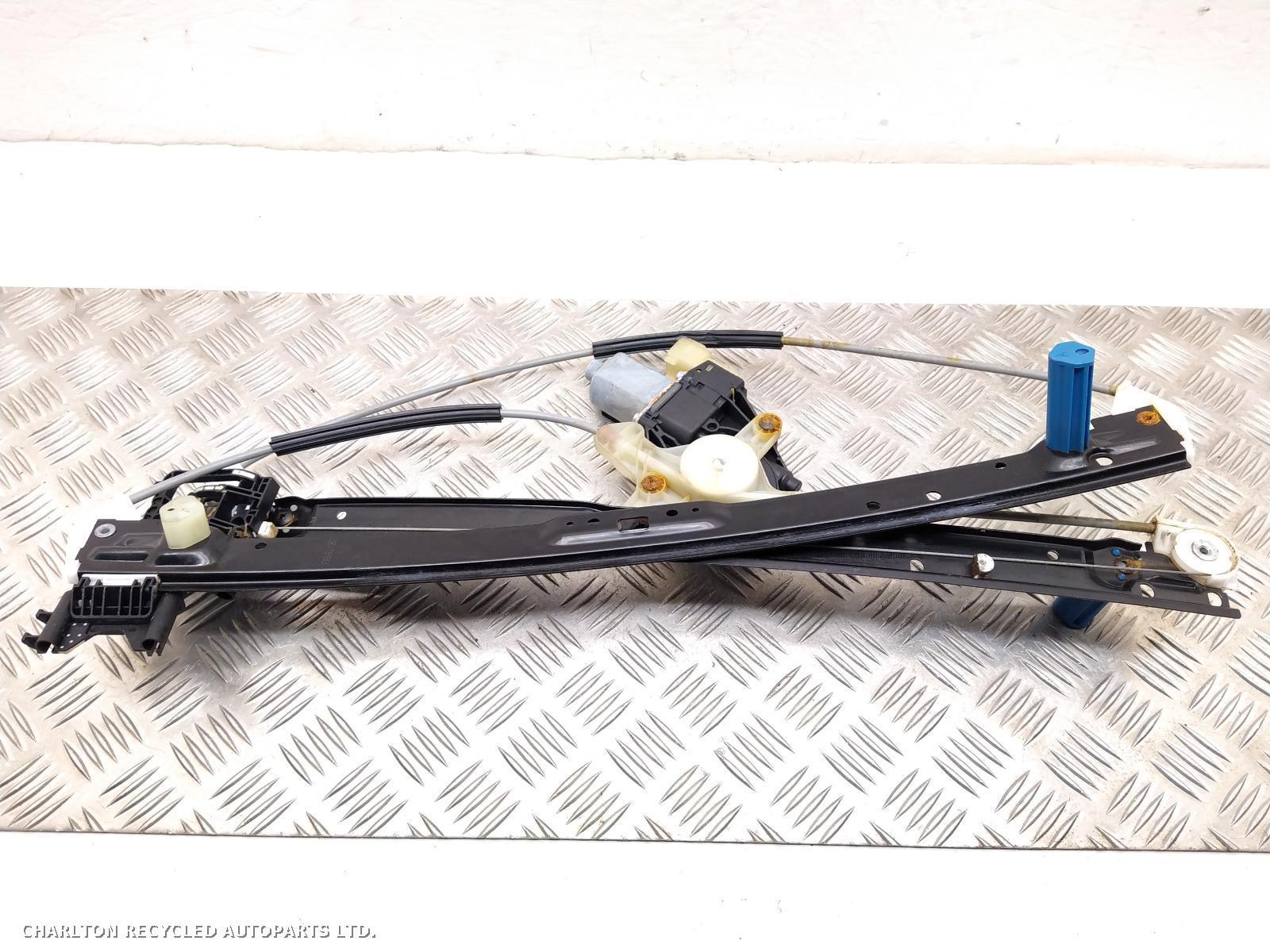 View Auto part LR Window Regulator LAND ROVER DISCOVERY 2019