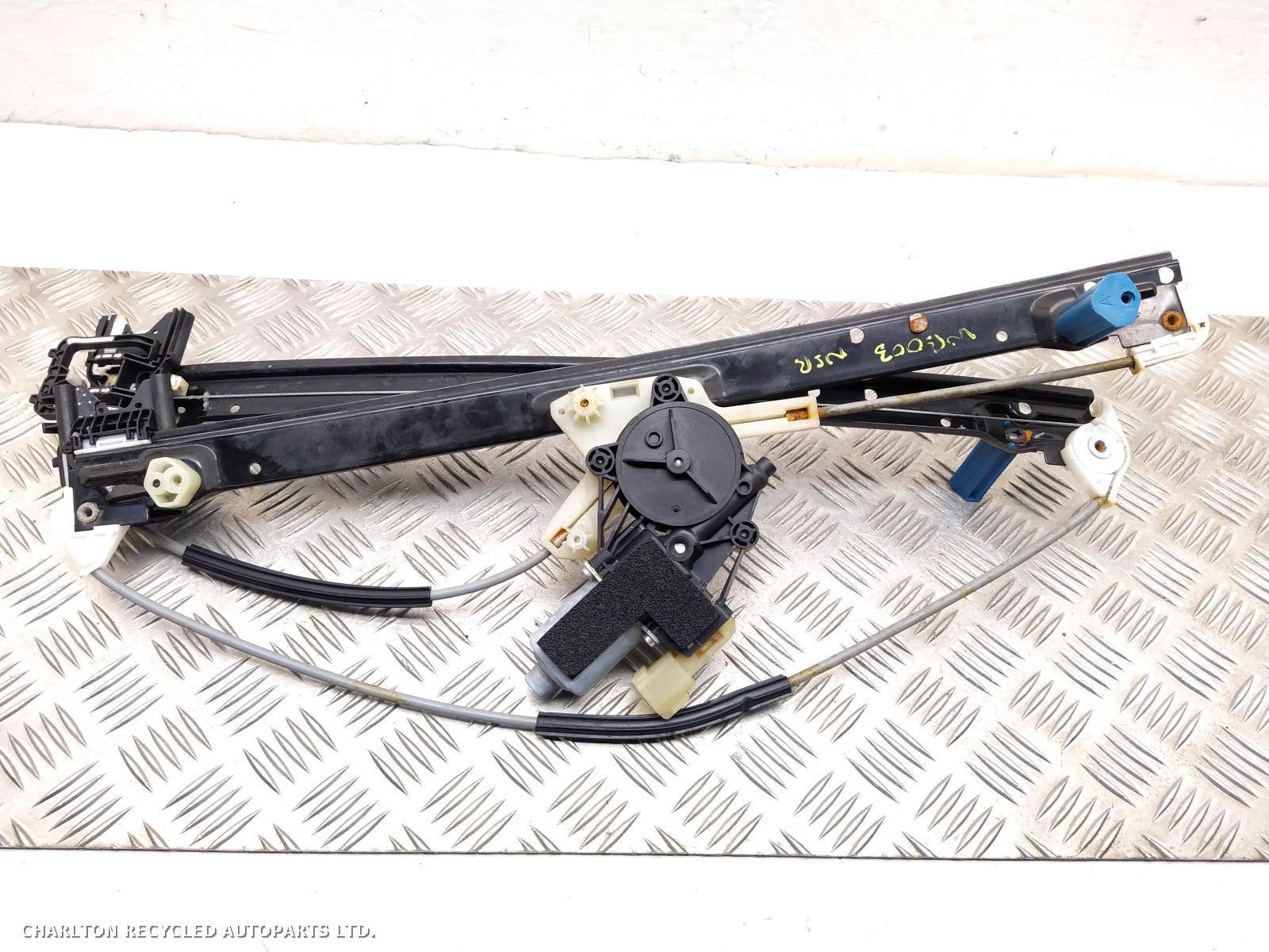 View Auto part LR Window Regulator LAND ROVER DISCOVERY 2019