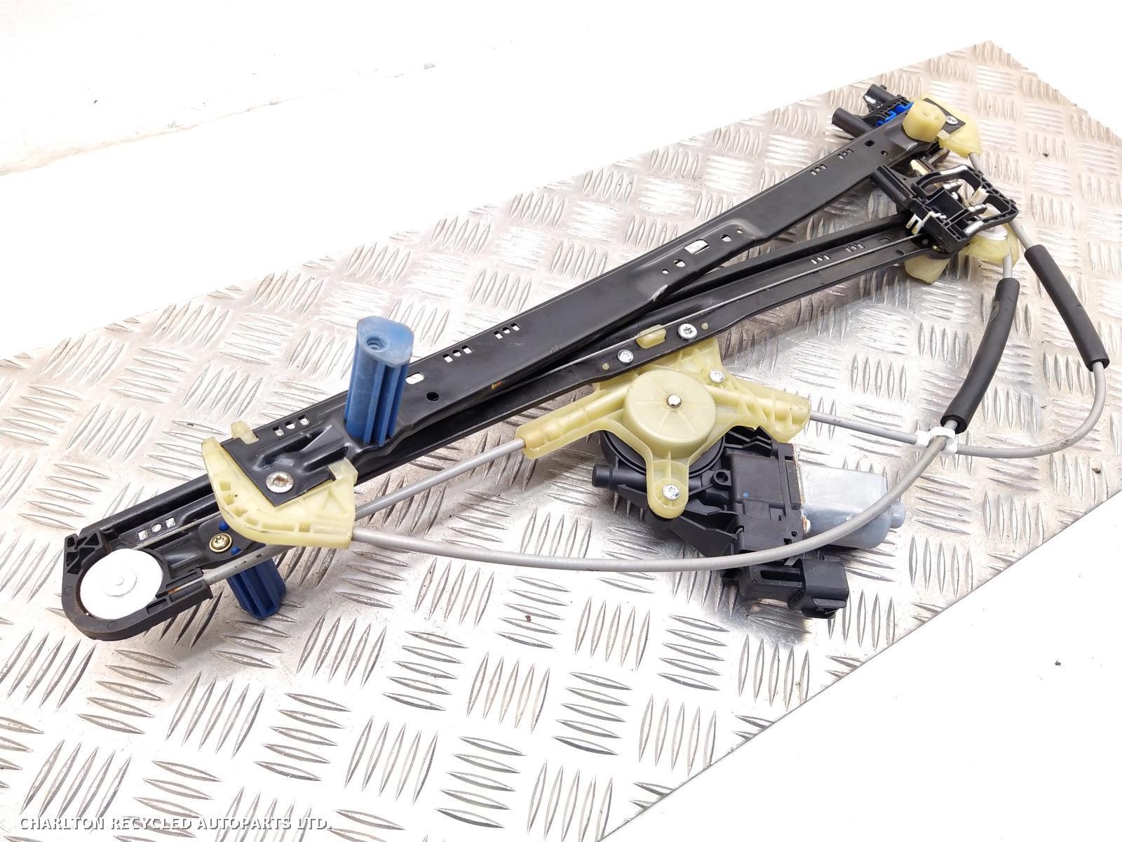 2019 LAND ROVER DISCOVERY LF Window Regulator View Auto part LF Window Regulator LAND ROVER DISCOVERY 2019
