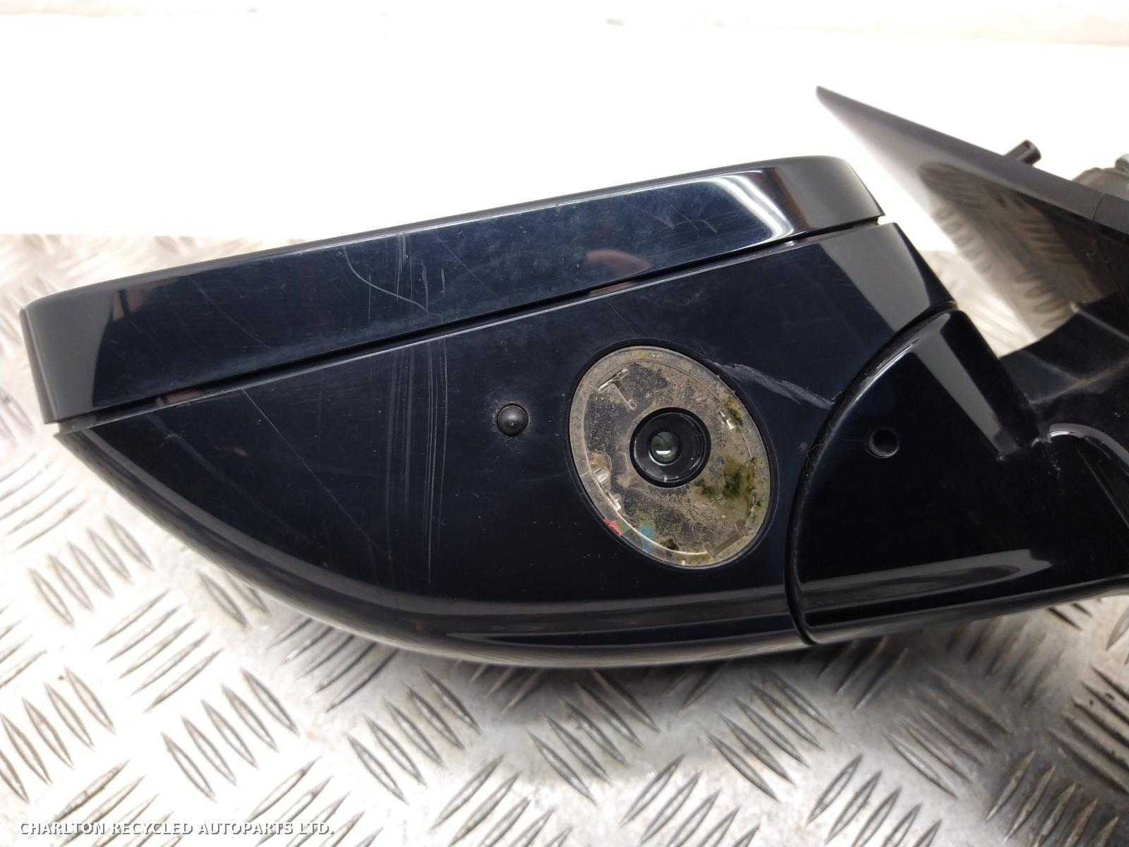 View Auto part L Door Mirror LAND ROVER DISCOVERY 2019