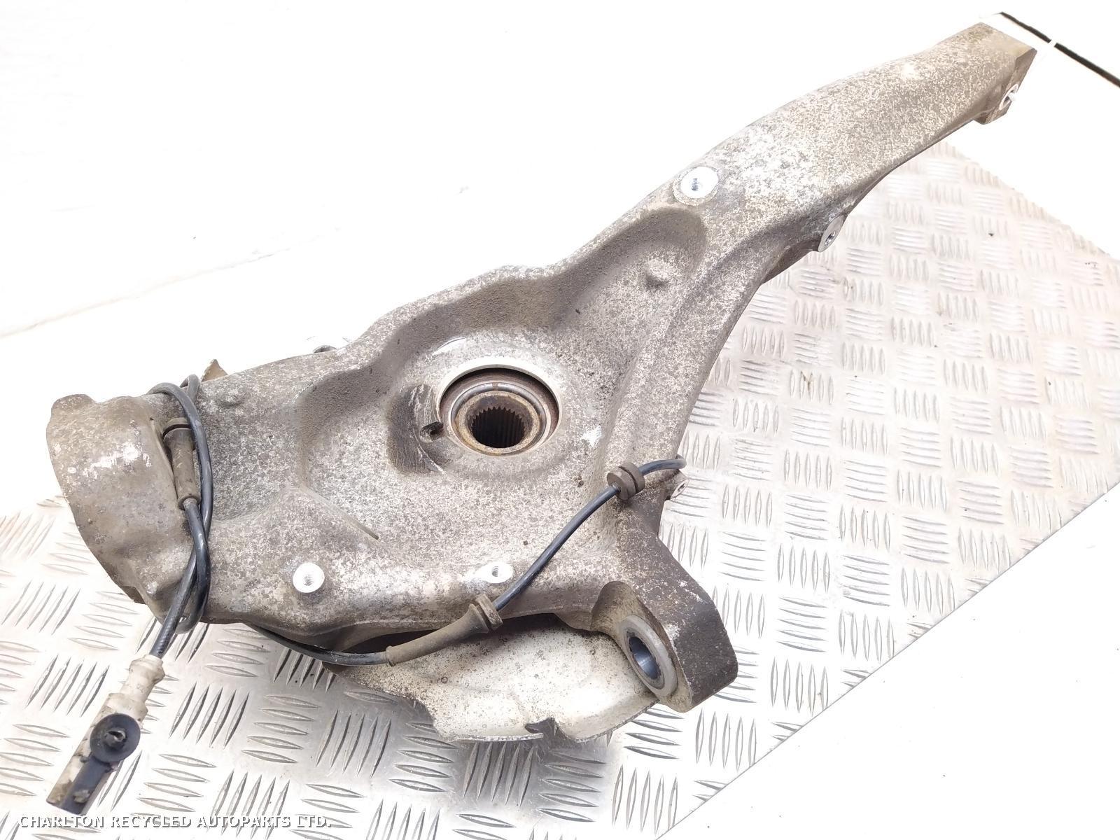 View Auto part LF Hub/Stub Axle Assembly LAND ROVER DISCOVERY 2019