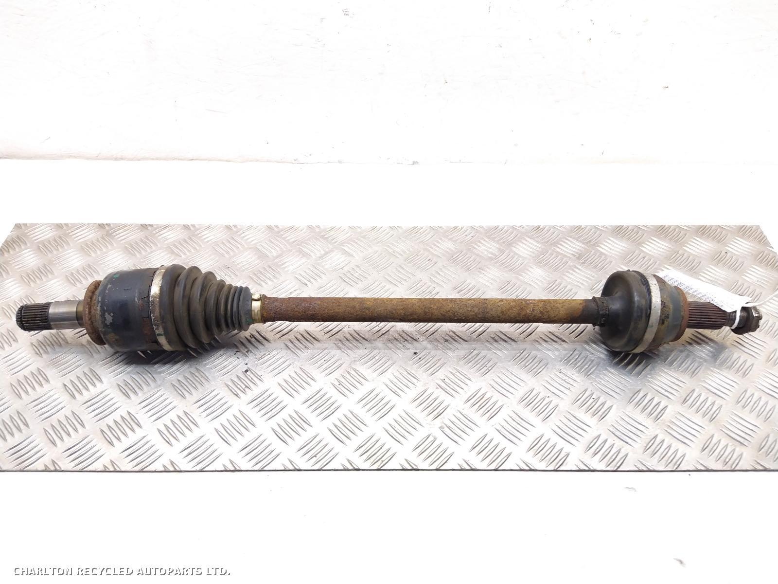 2019 LAND ROVER DISCOVERY Right Driveshaft View Auto part Right Driveshaft LAND ROVER DISCOVERY 2019