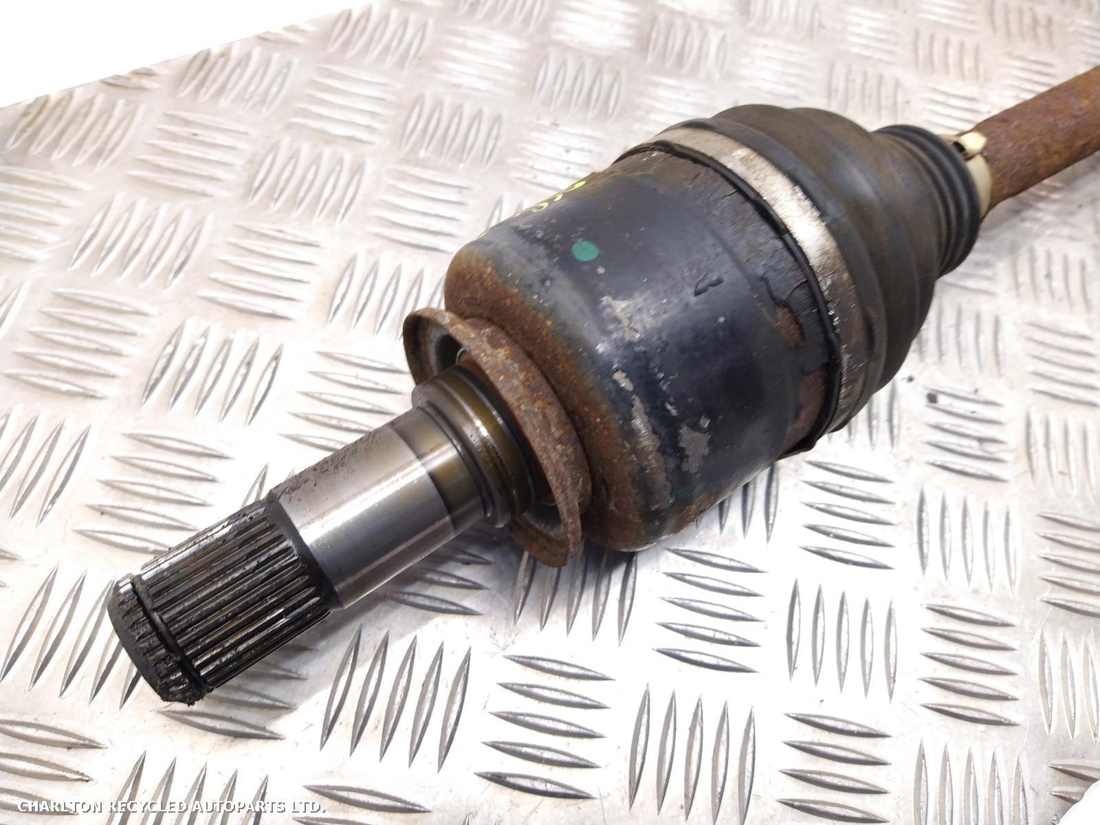 2019 LAND ROVER DISCOVERY Right Driveshaft View Auto part Right Driveshaft LAND ROVER DISCOVERY 2019