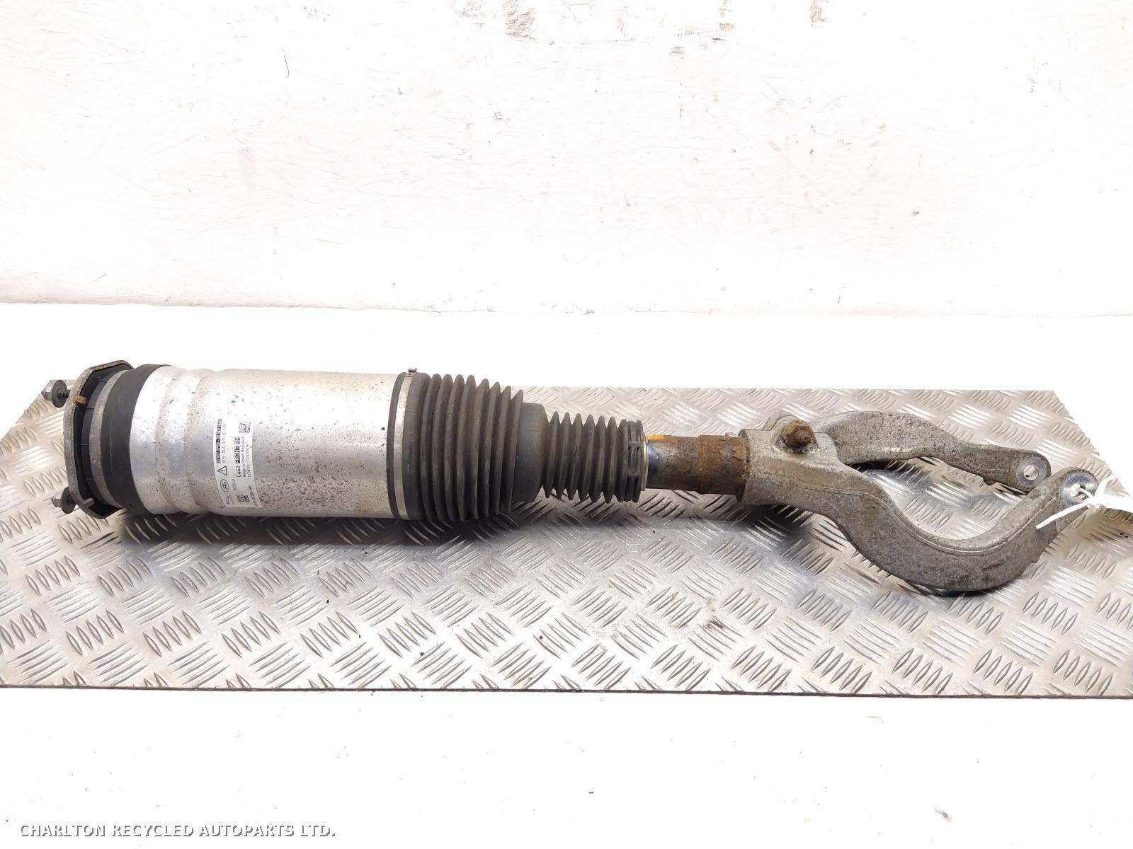 2019 LAND ROVER DISCOVERY RF Strut View Auto part RF Strut LAND ROVER DISCOVERY 2019