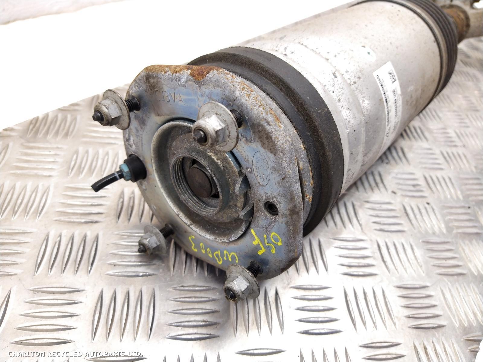 2019 LAND ROVER DISCOVERY RF Strut View Auto part RF Strut LAND ROVER DISCOVERY 2019