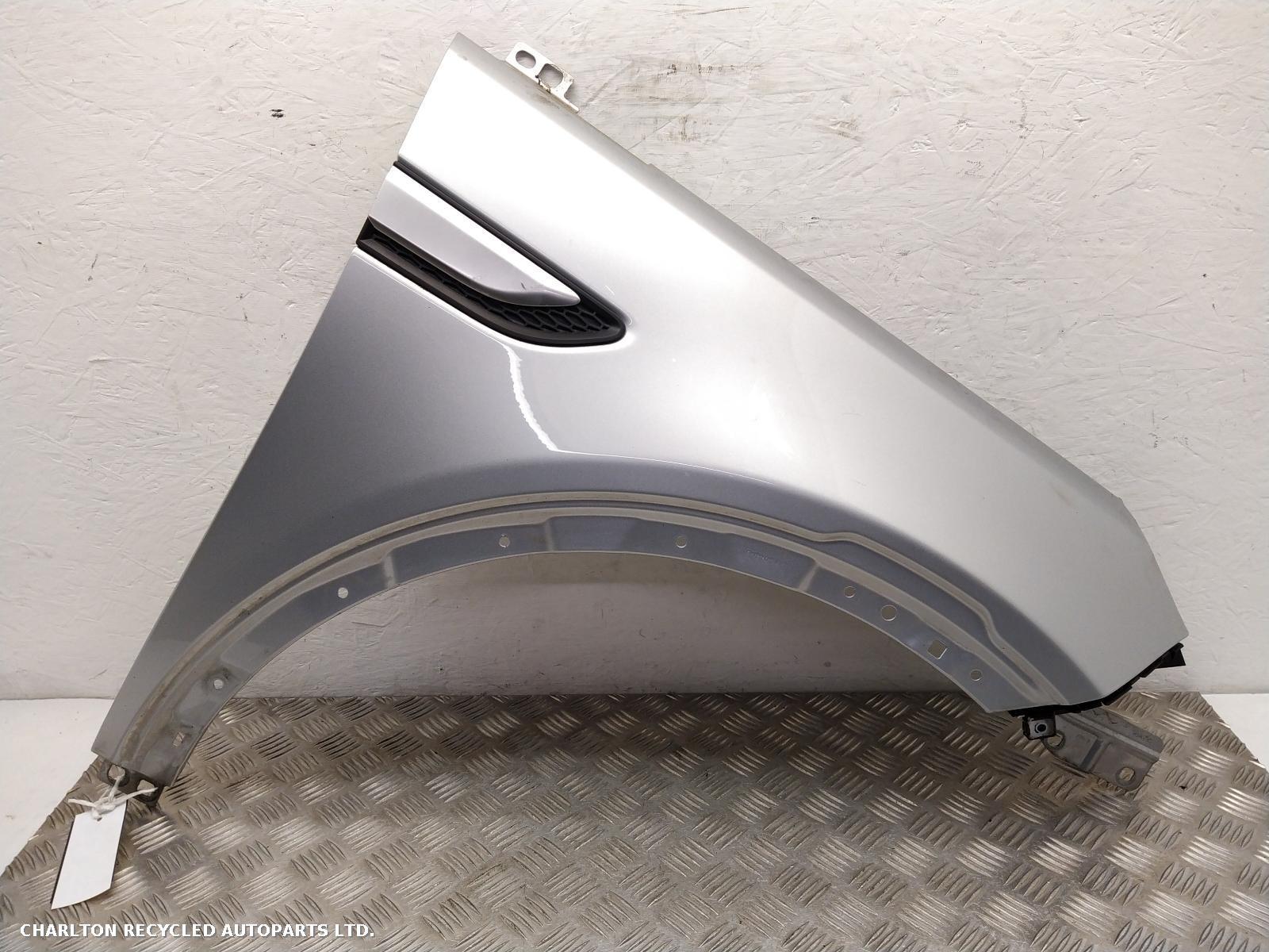 View Auto part R Wing LAND ROVER DISCOVERY SPORT 2015