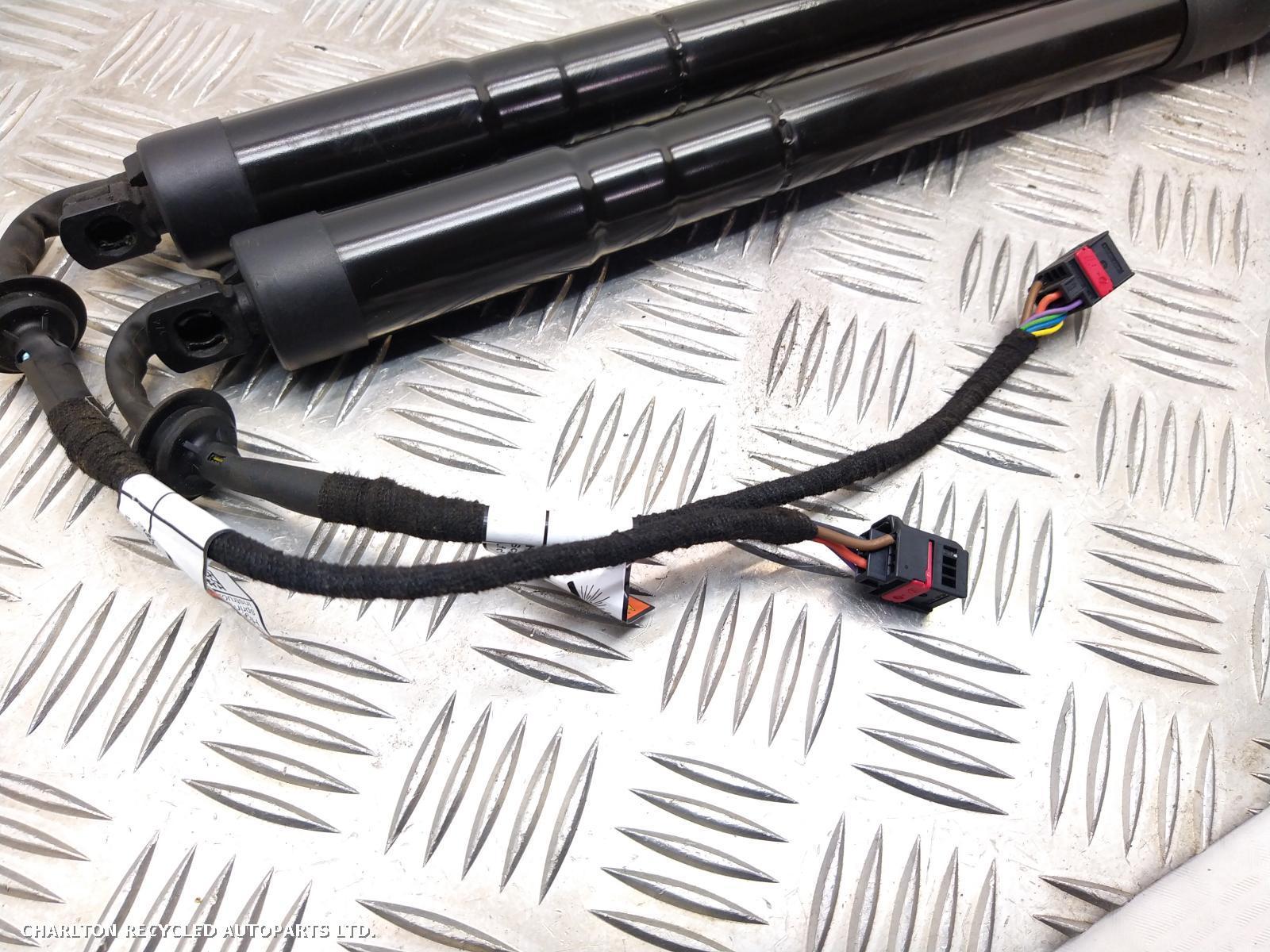 View Auto part Hatch Strut/Shock LAND ROVER RANGE ROVER EVOQUE 2016