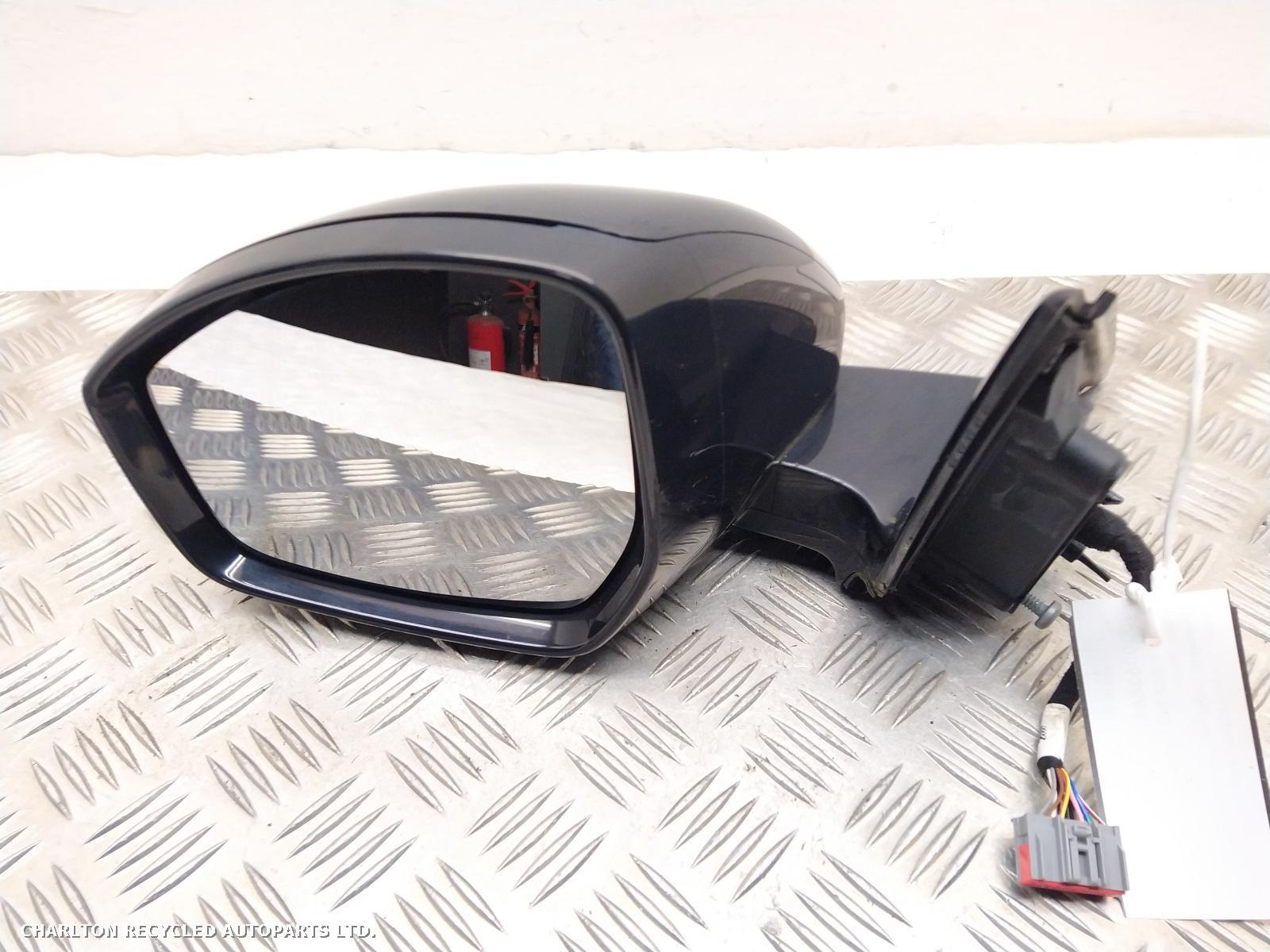 View Auto part L Door Mirror LAND ROVER RANGE ROVER EVOQUE 2016
