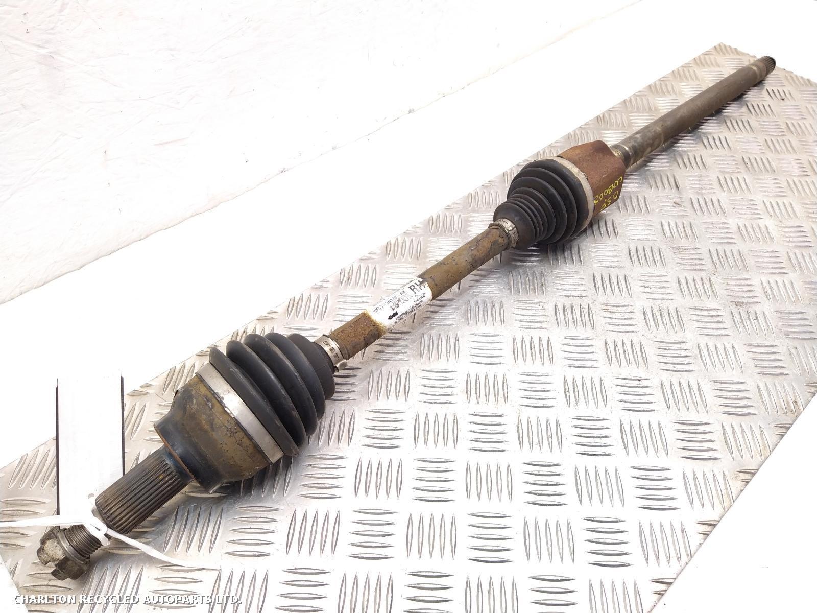 2019 LAND ROVER RANGE ROVER VELAR Right Driveshaft View Auto part Right Driveshaft LAND ROVER RANGE ROVER VELAR 2019