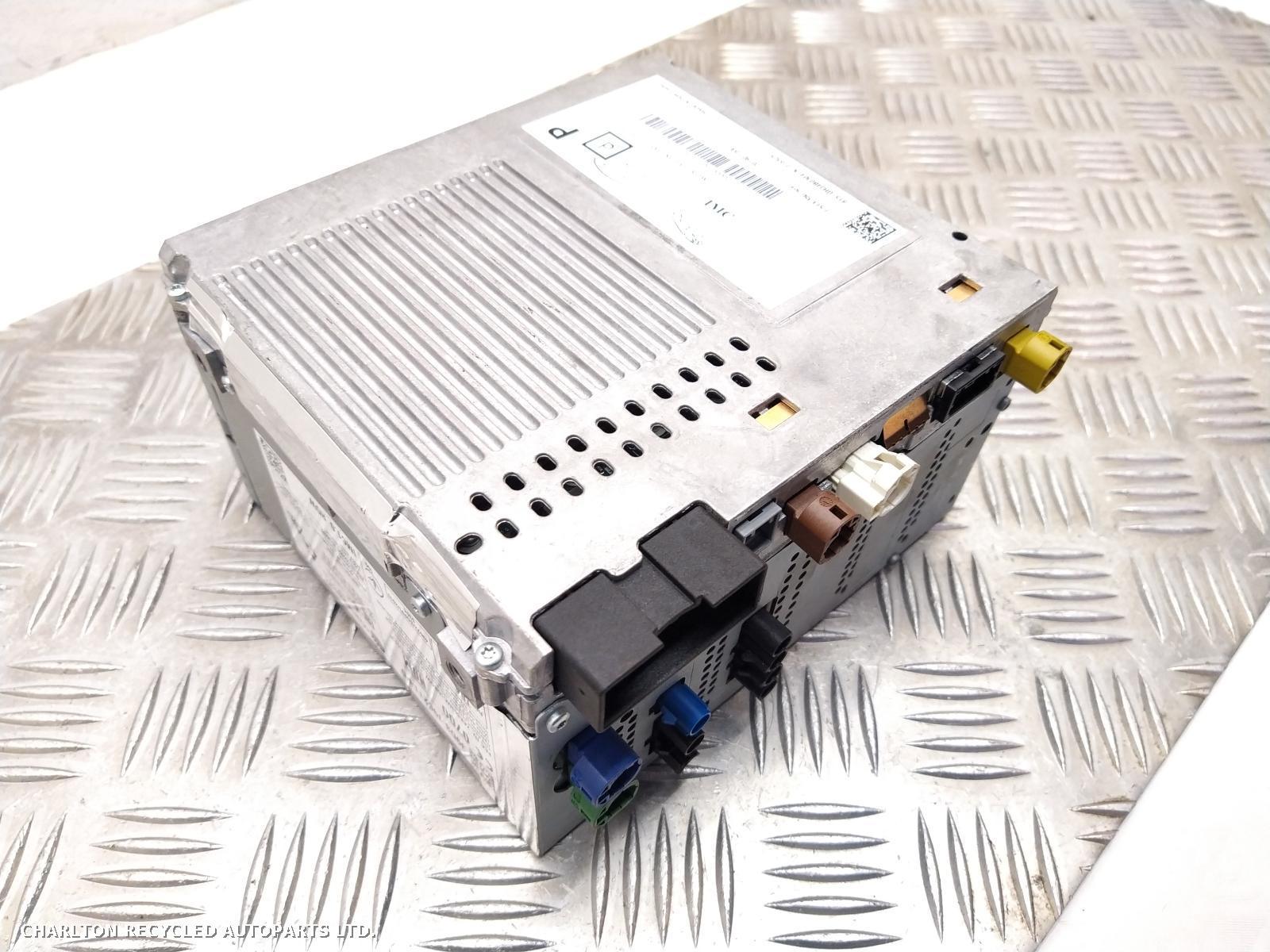 View Auto part A/V Equipment LAND ROVER RANGE ROVER VELAR 2019