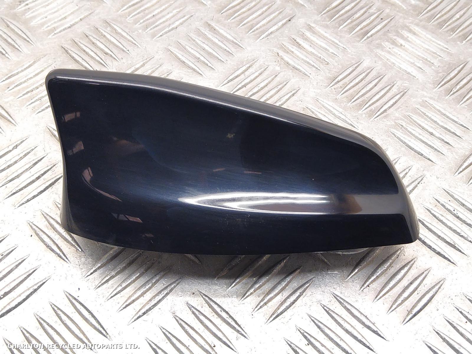 2019 LAND ROVER RANGE ROVER VELAR Antenna View Auto part Antenna LAND ROVER RANGE ROVER VELAR 2019