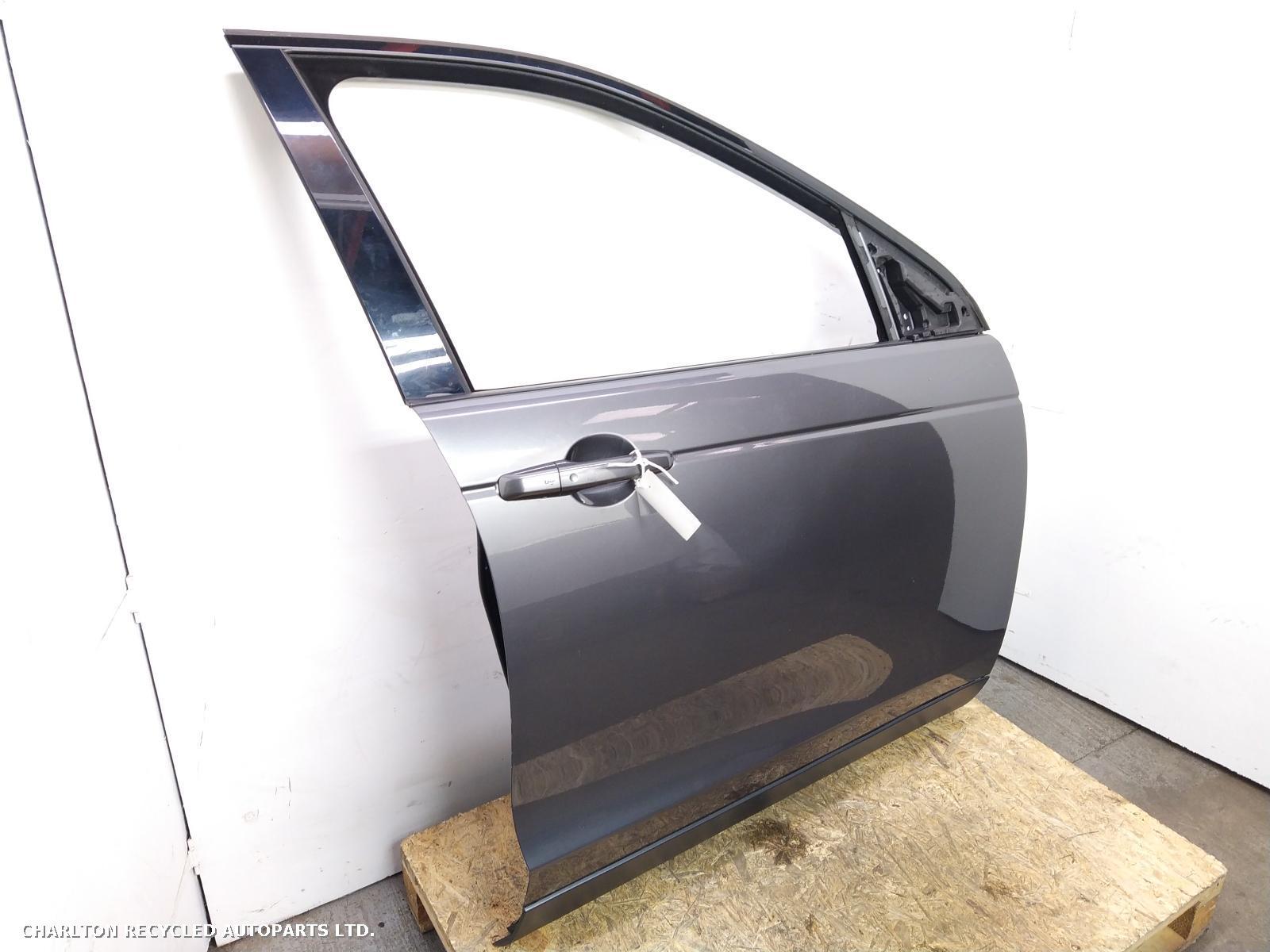 View Auto part R Front Door LAND ROVER DISCOVERY SPORT 2018