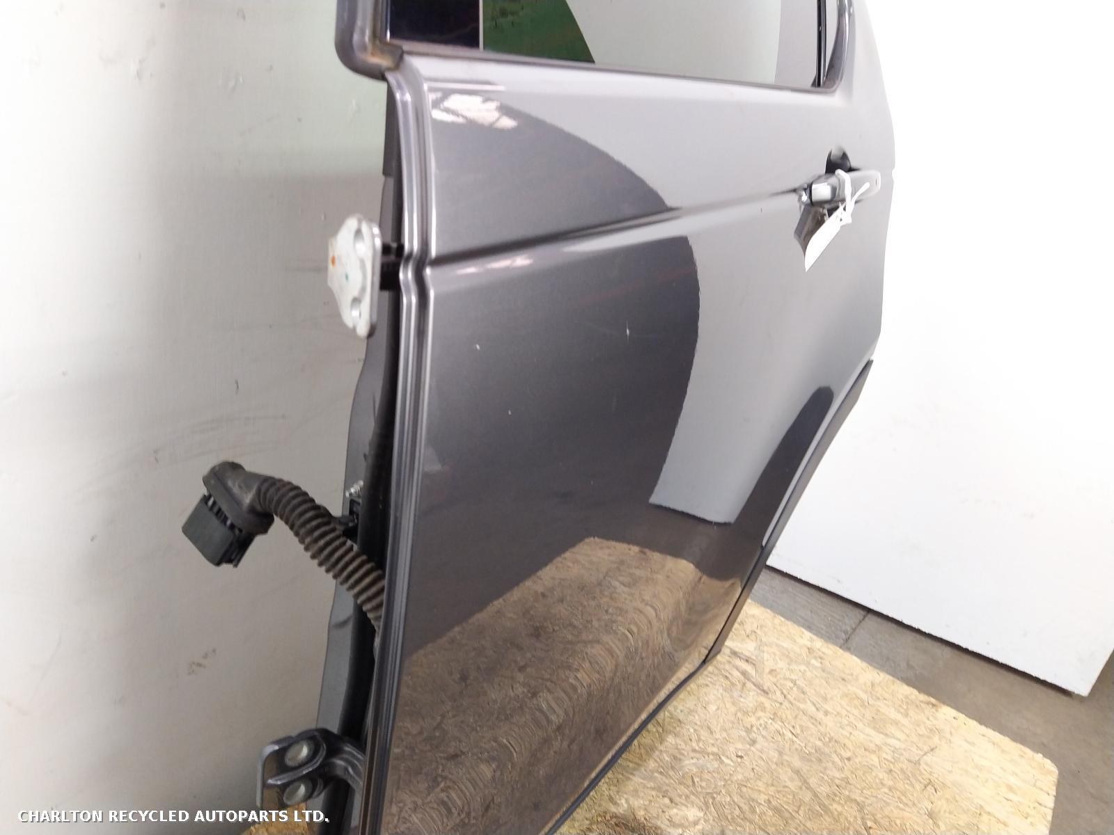 View Auto part L Rear Door LAND ROVER DISCOVERY SPORT 2018