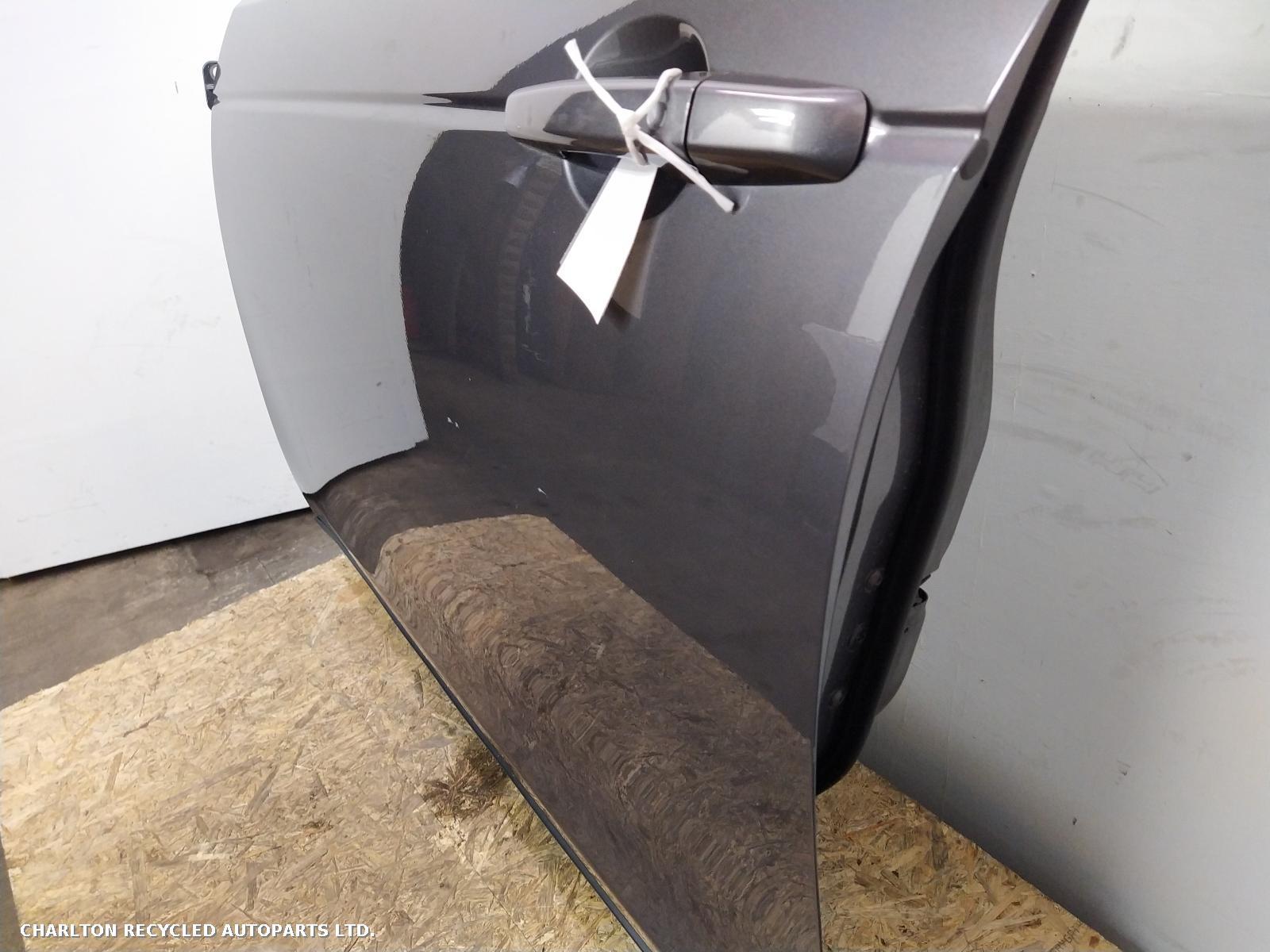 View Auto part L Front Door LAND ROVER DISCOVERY SPORT 2018