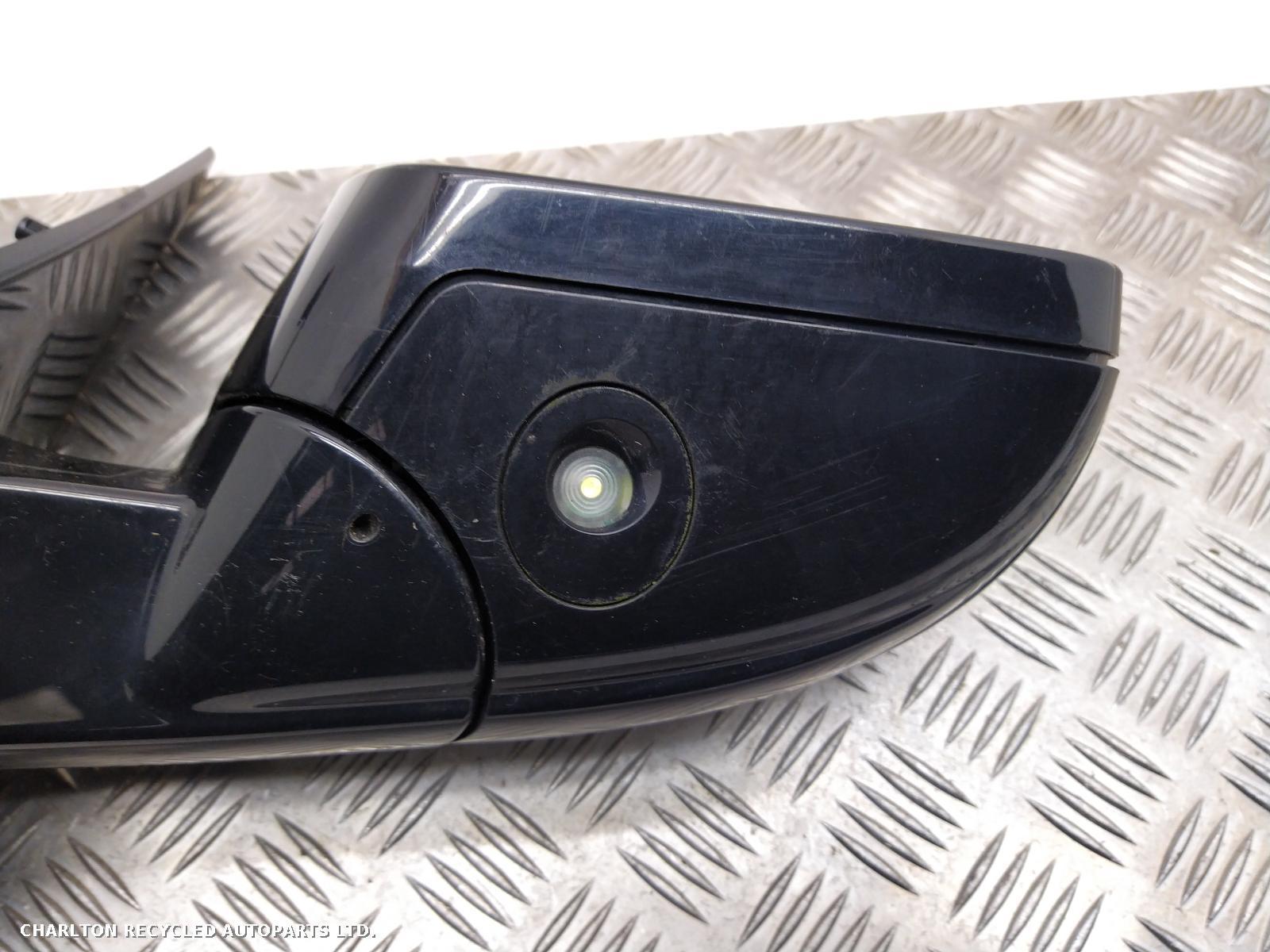 View Auto part R Door Mirror LAND ROVER DISCOVERY SPORT 2016