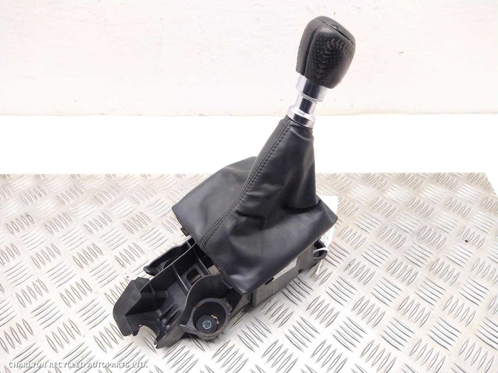 View Auto part Gear Stick/Shifter LAND ROVER DISCOVERY SPORT 2016