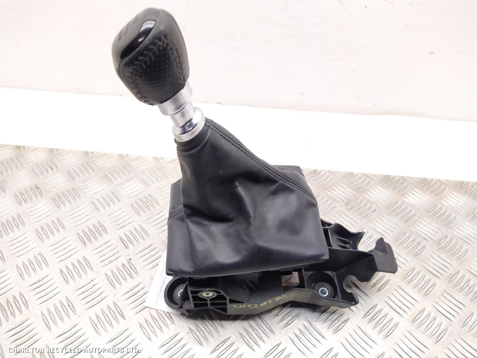 View Auto part Gear Stick/Shifter LAND ROVER DISCOVERY SPORT 2016
