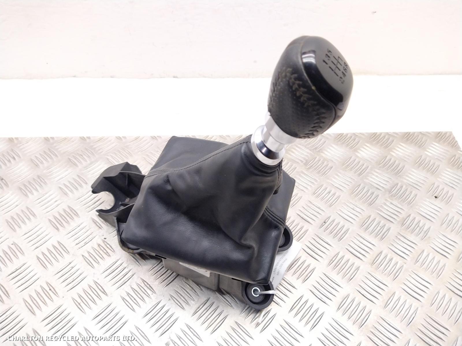 View Auto part Gear Stick/Shifter LAND ROVER DISCOVERY SPORT 2016