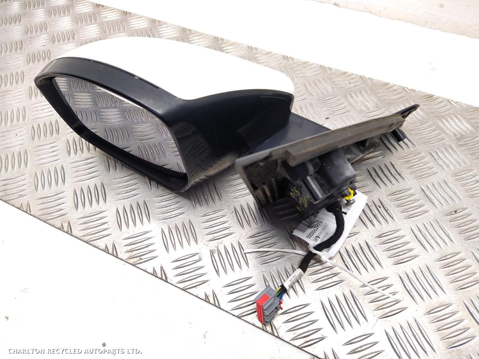 View Auto part L Door Mirror LAND ROVER DISCOVERY SPORT 2016