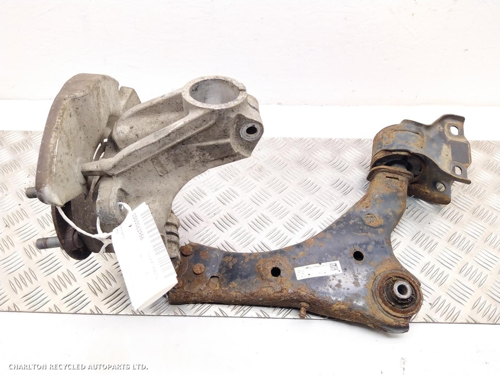 View Auto part RF Hub/Stub Axle Assembly LAND ROVER DISCOVERY SPORT 2016