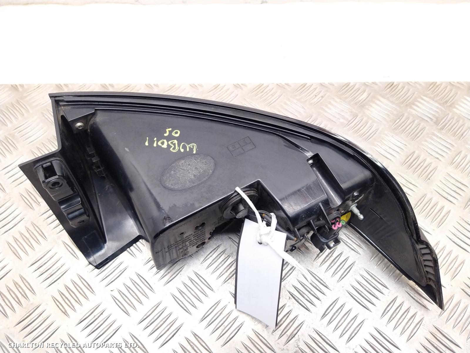 View Auto part R Taillight LAND ROVER RANGE ROVER EVOQUE 2016