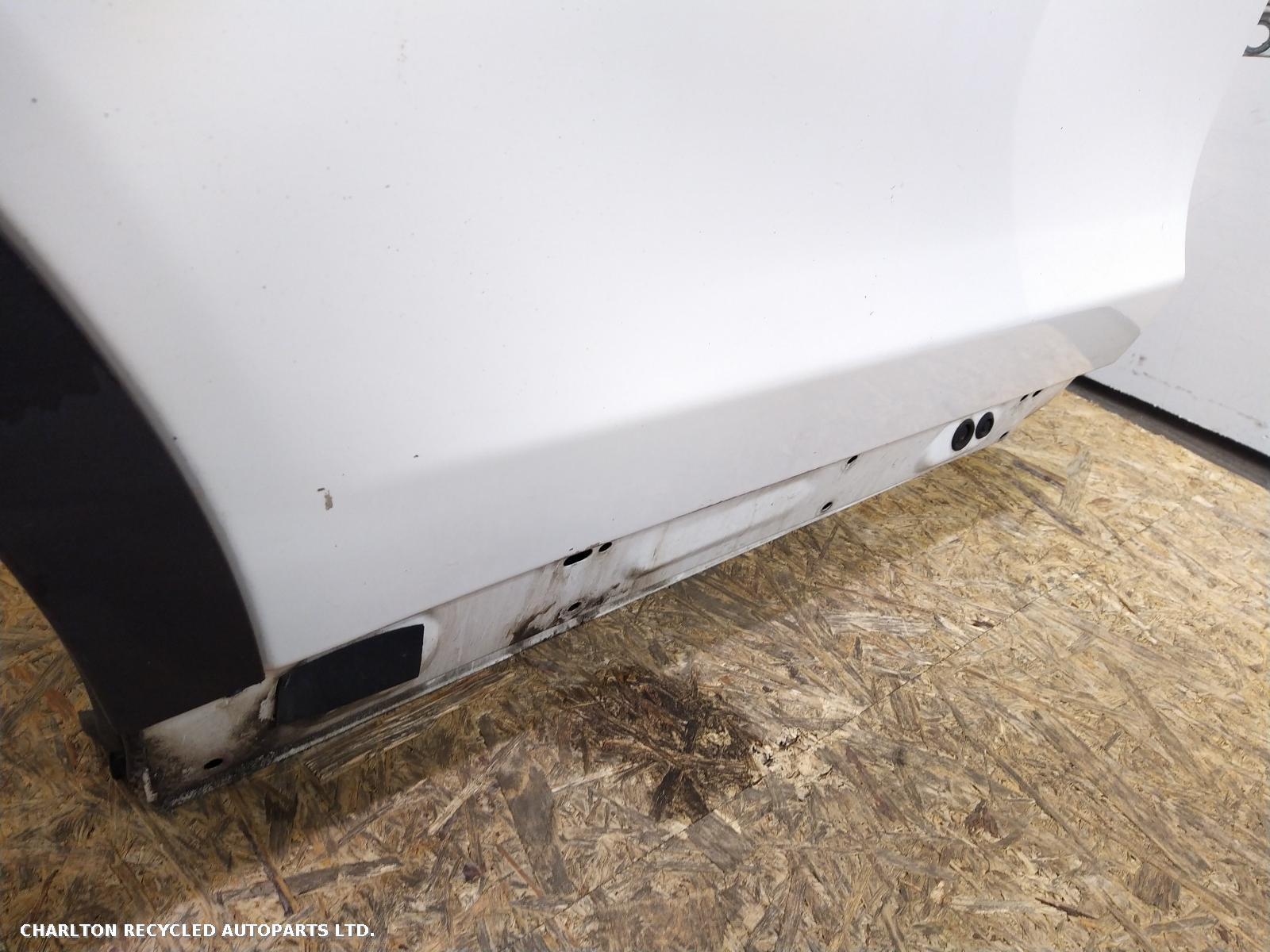 View Auto part R Rear Door LAND ROVER DISCOVERY SPORT 2018