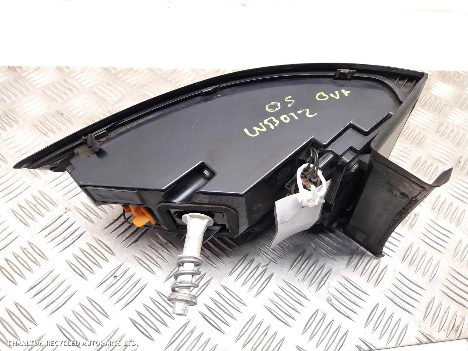 View Auto part R Taillight LAND ROVER DISCOVERY SPORT 2018