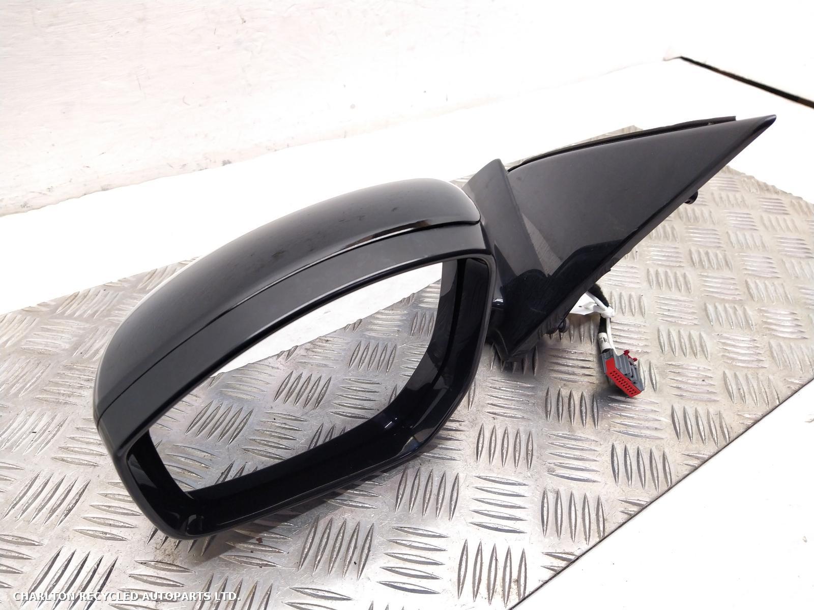 View Auto part L Door Mirror LAND ROVER DISCOVERY SPORT 2018