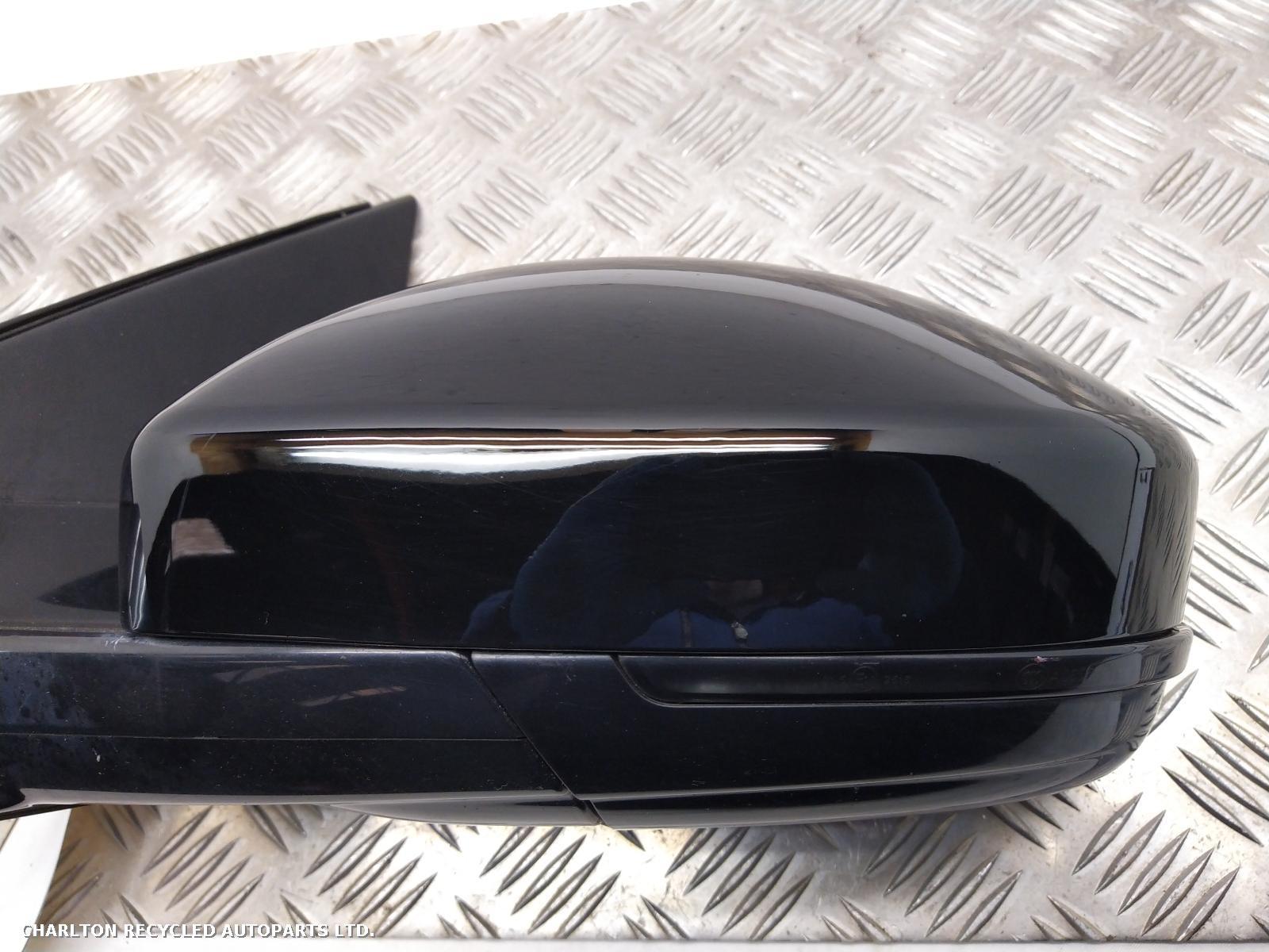 View Auto part L Door Mirror LAND ROVER DISCOVERY SPORT 2018