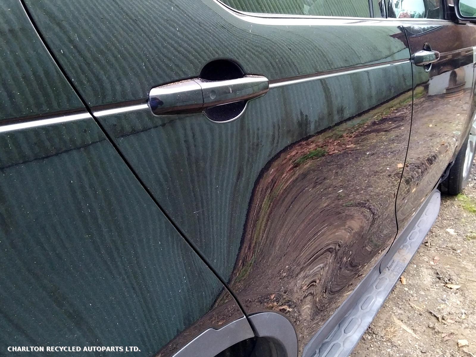 View Auto part R Rear Door LAND ROVER DISCOVERY 2017