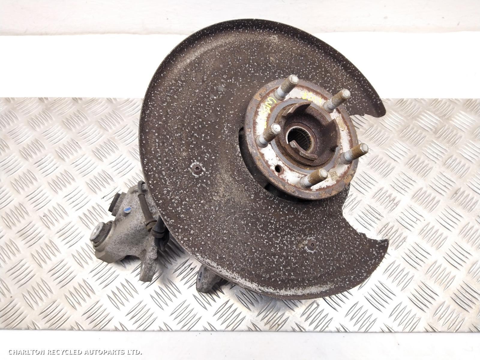 View Auto part LR Hub/Stub Axle Assembly LAND ROVER DISCOVERY 2017