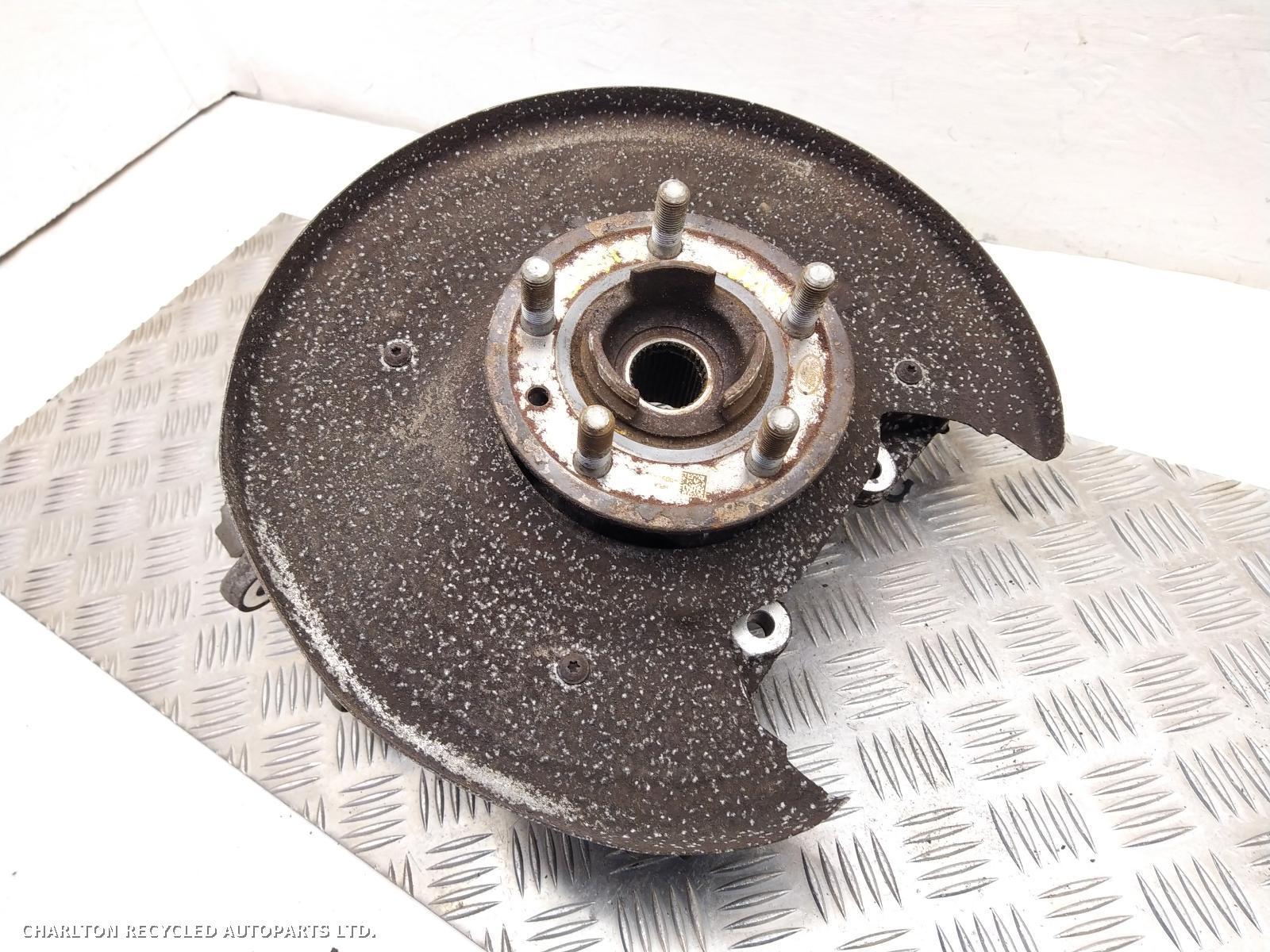 View Auto part LR Hub/Stub Axle Assembly LAND ROVER DISCOVERY 2017