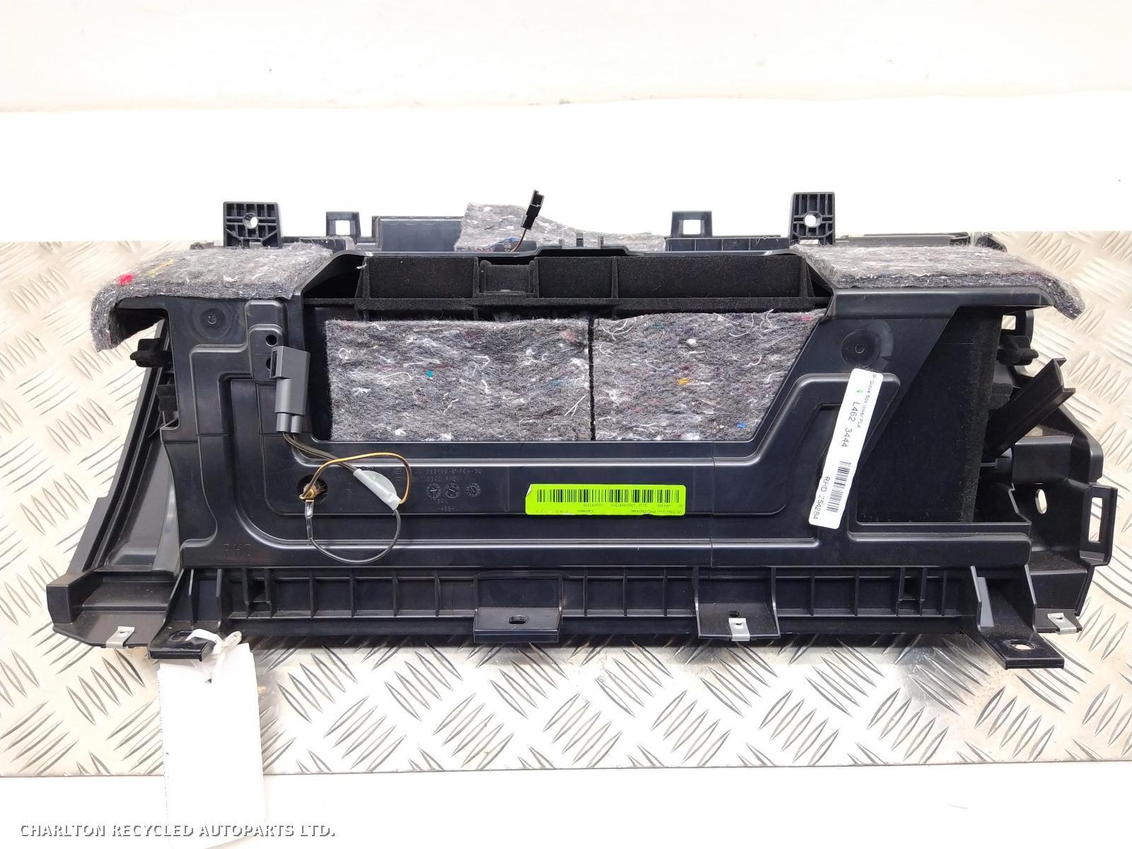 View Auto part Glove Box LAND ROVER DISCOVERY 2017