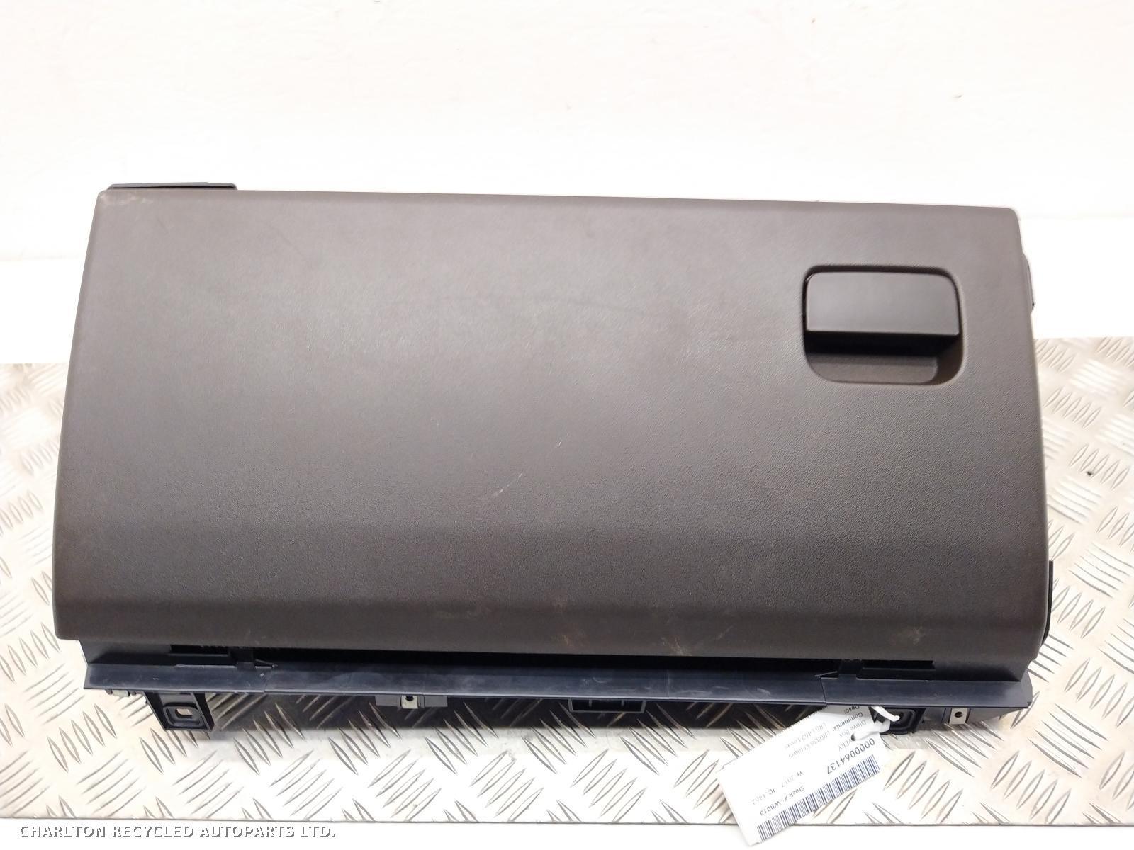View Auto part Glove Box LAND ROVER DISCOVERY 2017