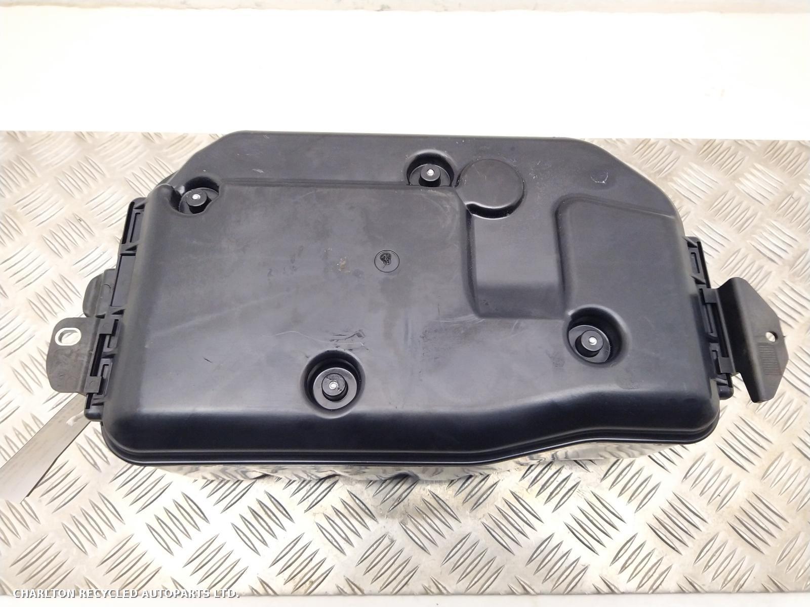 View Auto part Air Ride Compressor LAND ROVER DISCOVERY 2017