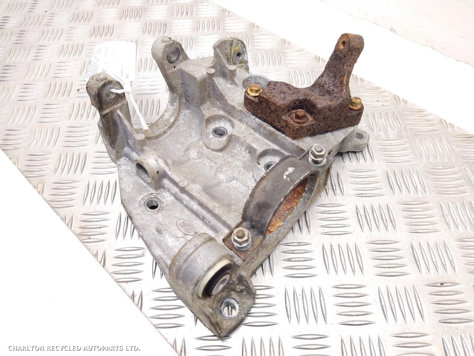 View Auto part Misc Bracket LAND ROVER DISCOVERY SPORT 2016