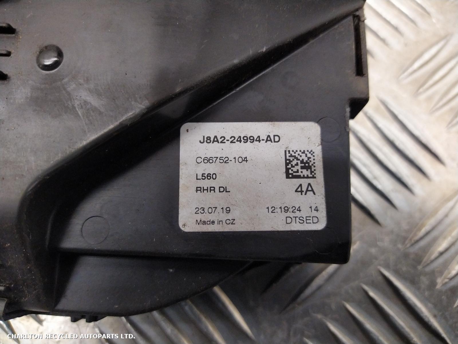 View Auto part Door Handle LAND ROVER RANGE ROVER VELAR 2019