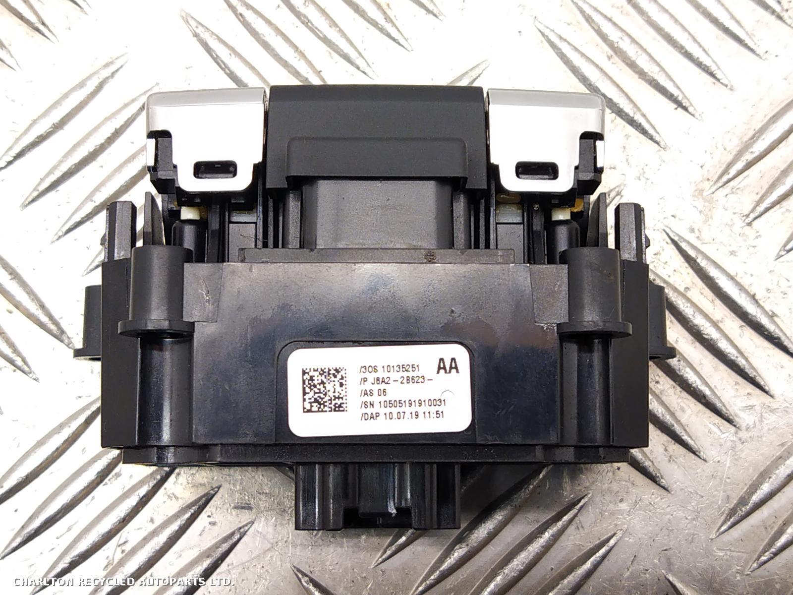 View Auto part HANDBRAKE_SWITCH LAND ROVER RANGE ROVER VELAR 2019