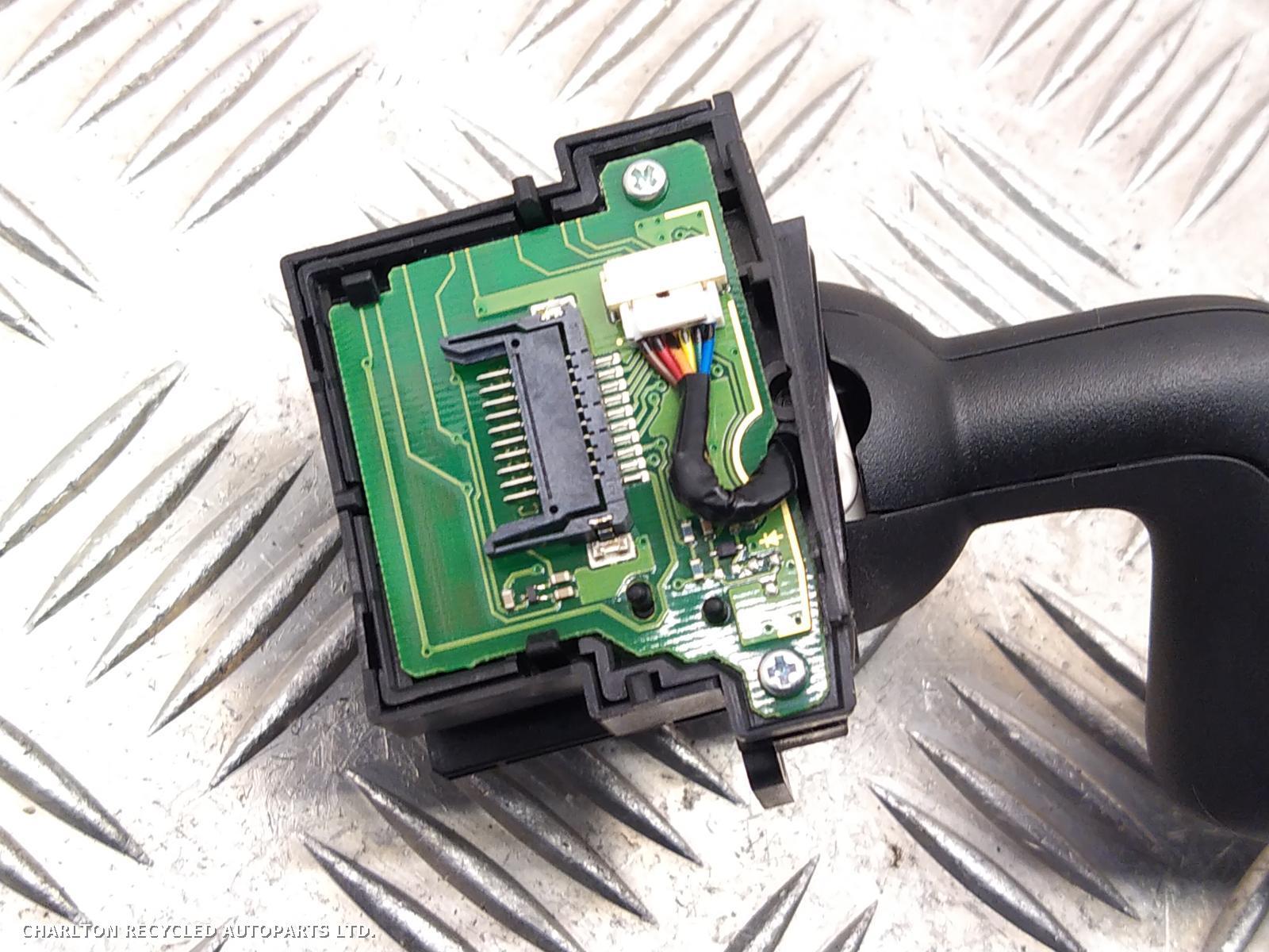 View Auto part Combination Switch LAND ROVER RANGE ROVER VELAR 2019