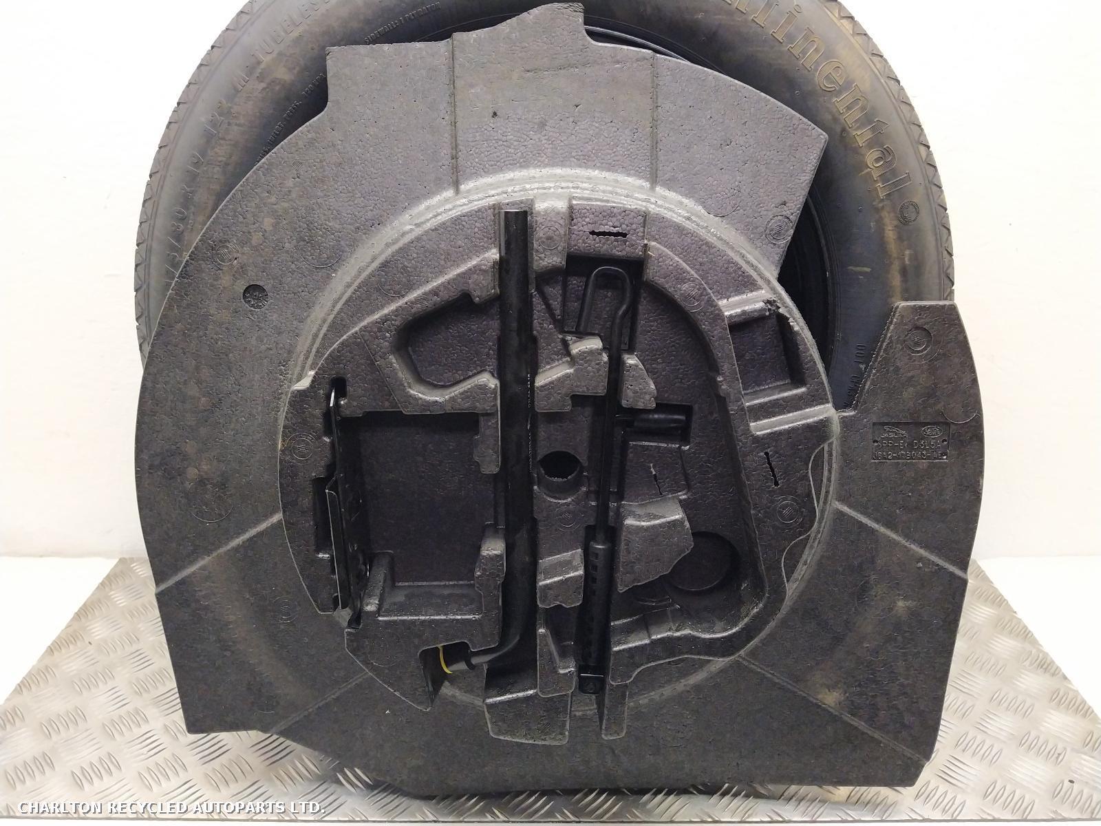 View Auto part Jack/Toolkit LAND ROVER RANGE ROVER VELAR 2019