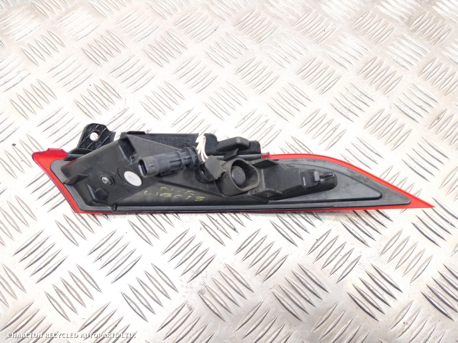 View Auto part Fog Lamp LAND ROVER DISCOVERY 2017