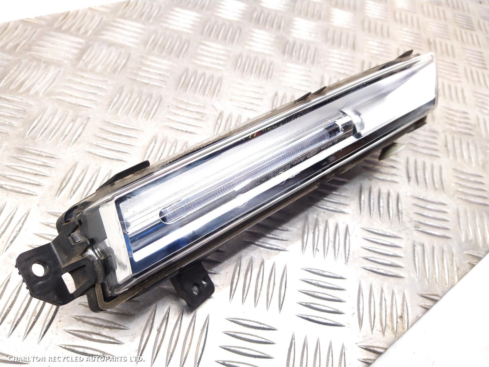 View Auto part Fog Lamp LAND ROVER DISCOVERY 2017