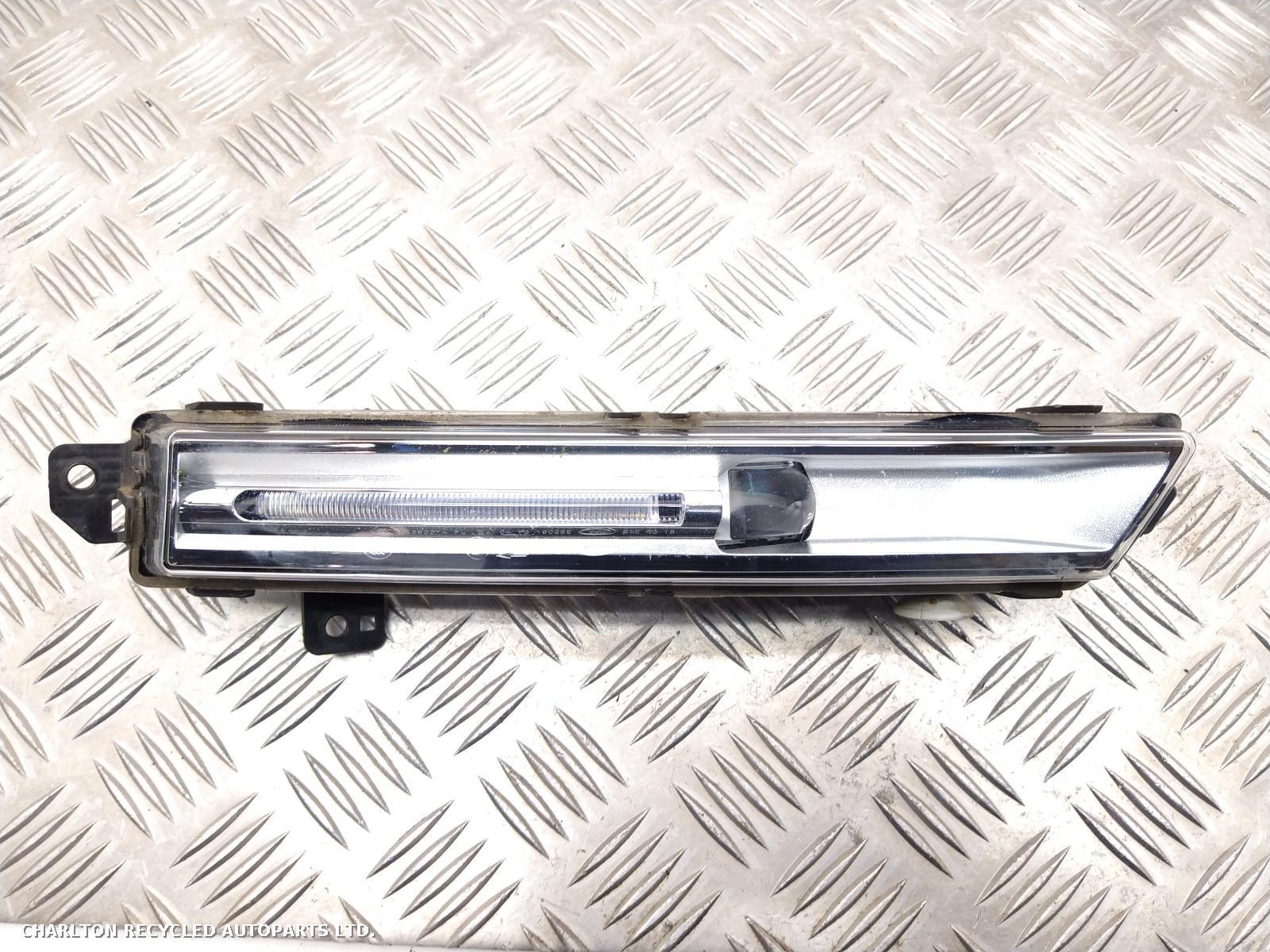 View Auto part Fog Lamp LAND ROVER DISCOVERY 2017