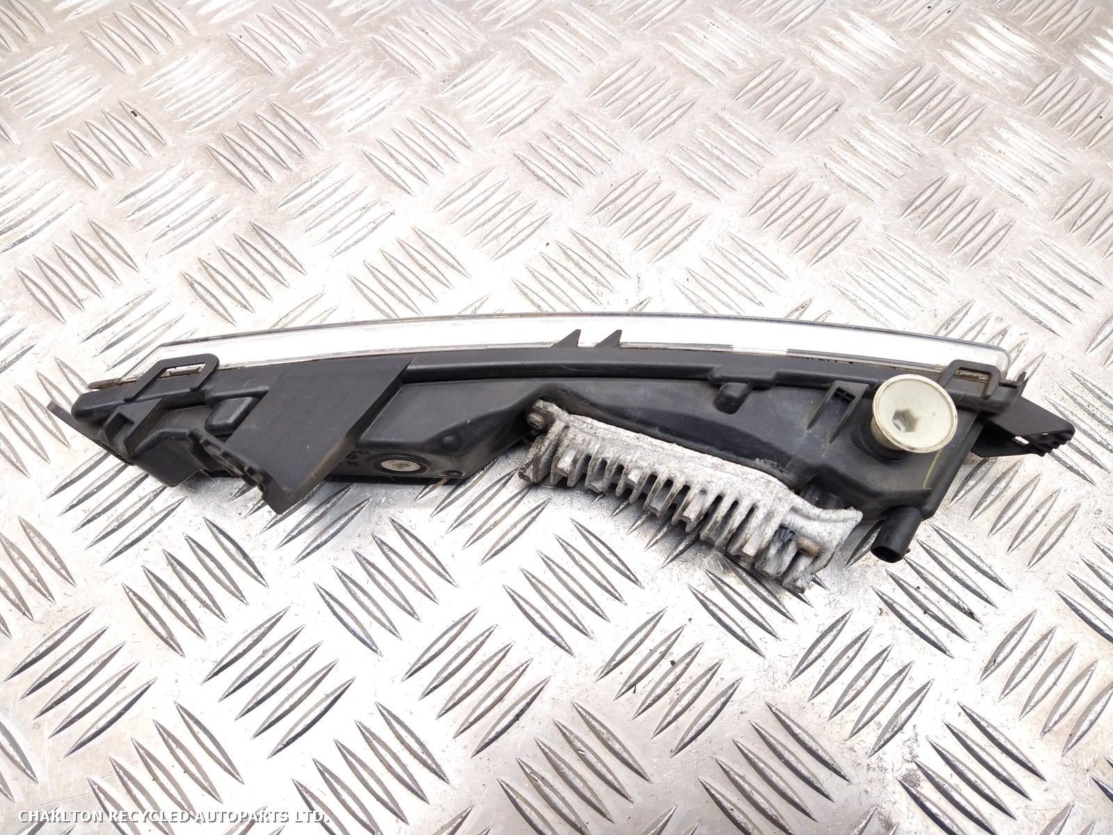 View Auto part Fog Lamp LAND ROVER DISCOVERY 2017