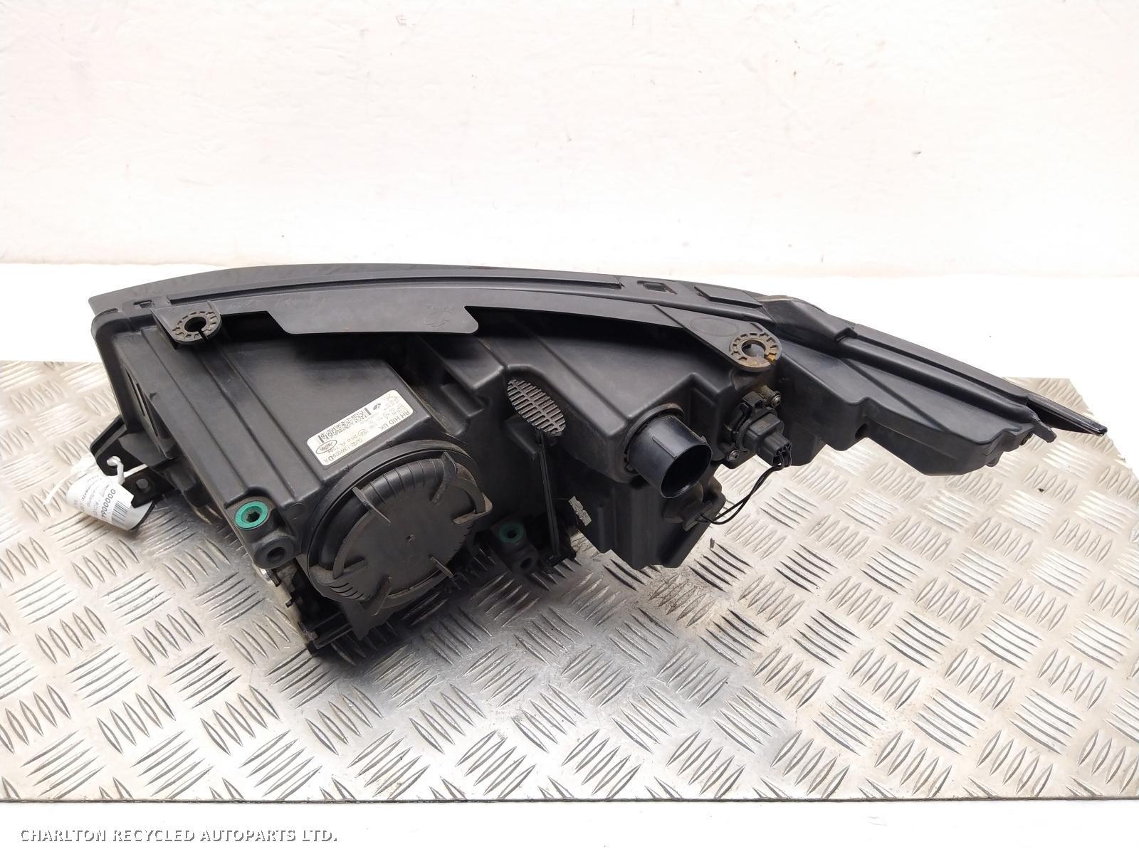 View Auto part R Headlamp LAND ROVER RANGE ROVER EVOQUE 2016