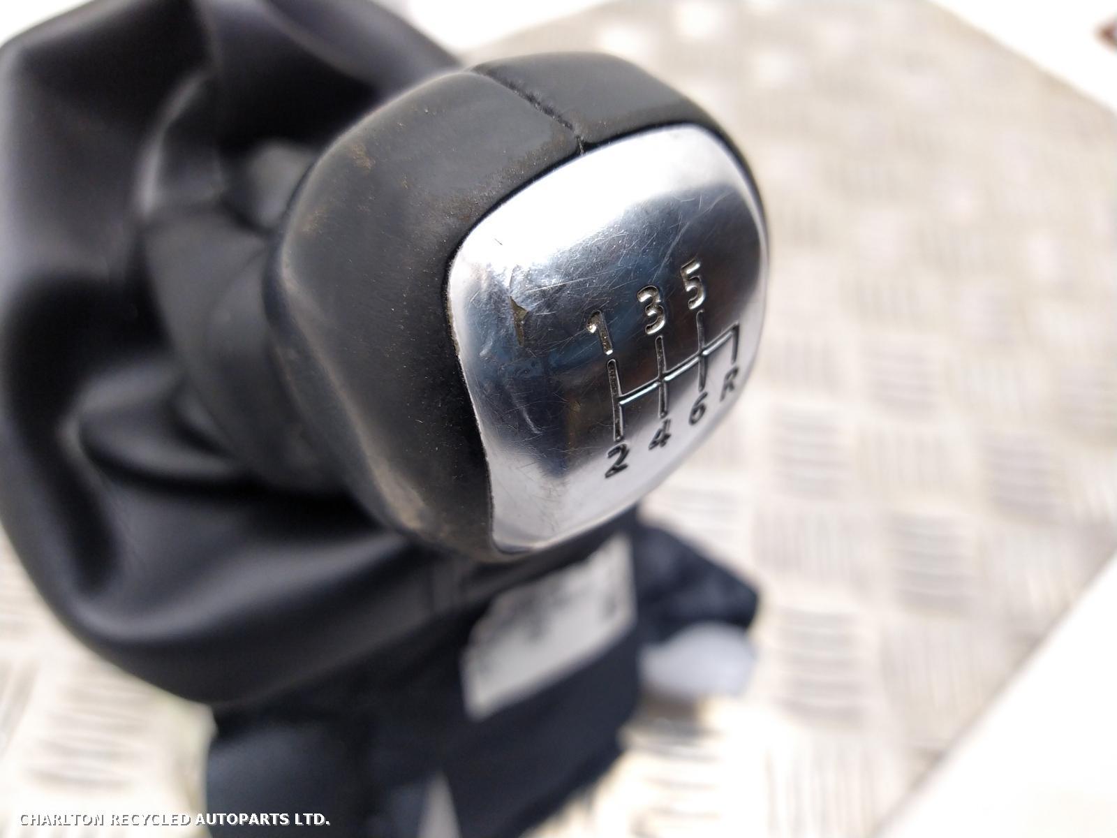 View Auto part Gear Stick/Shifter LAND ROVER RANGE ROVER EVOQUE 2016