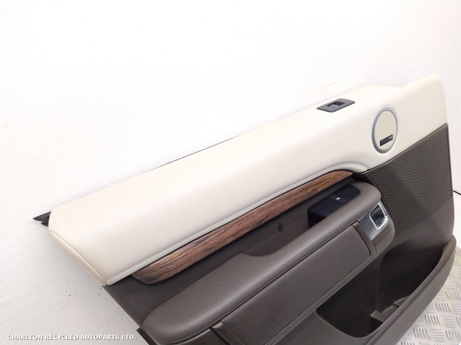 2017 LAND ROVER DISCOVERY Door Panel View Auto part Door Panel LAND ROVER DISCOVERY 2017