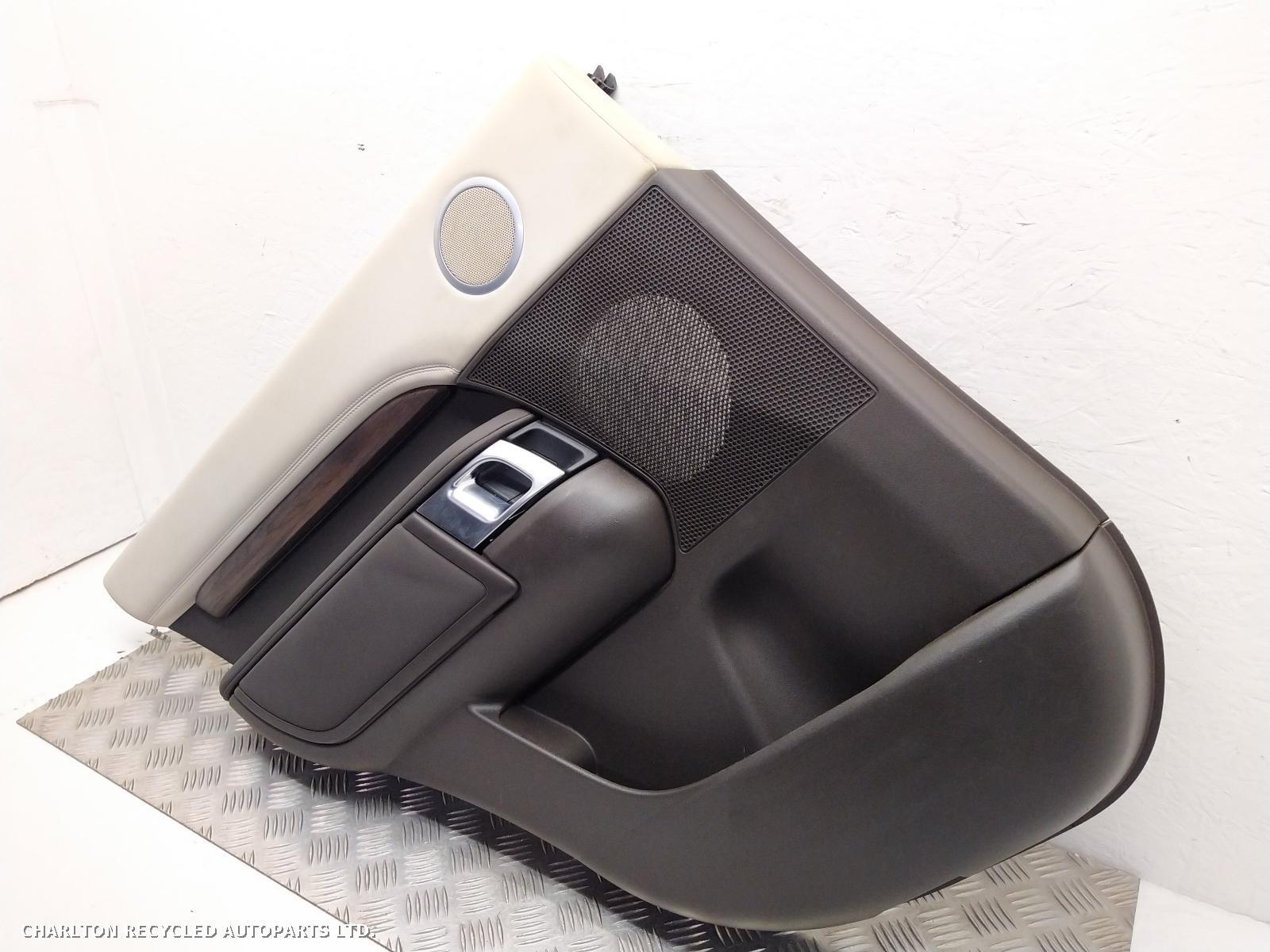 2017 LAND ROVER DISCOVERY Door Panel View Auto part Door Panel LAND ROVER DISCOVERY 2017